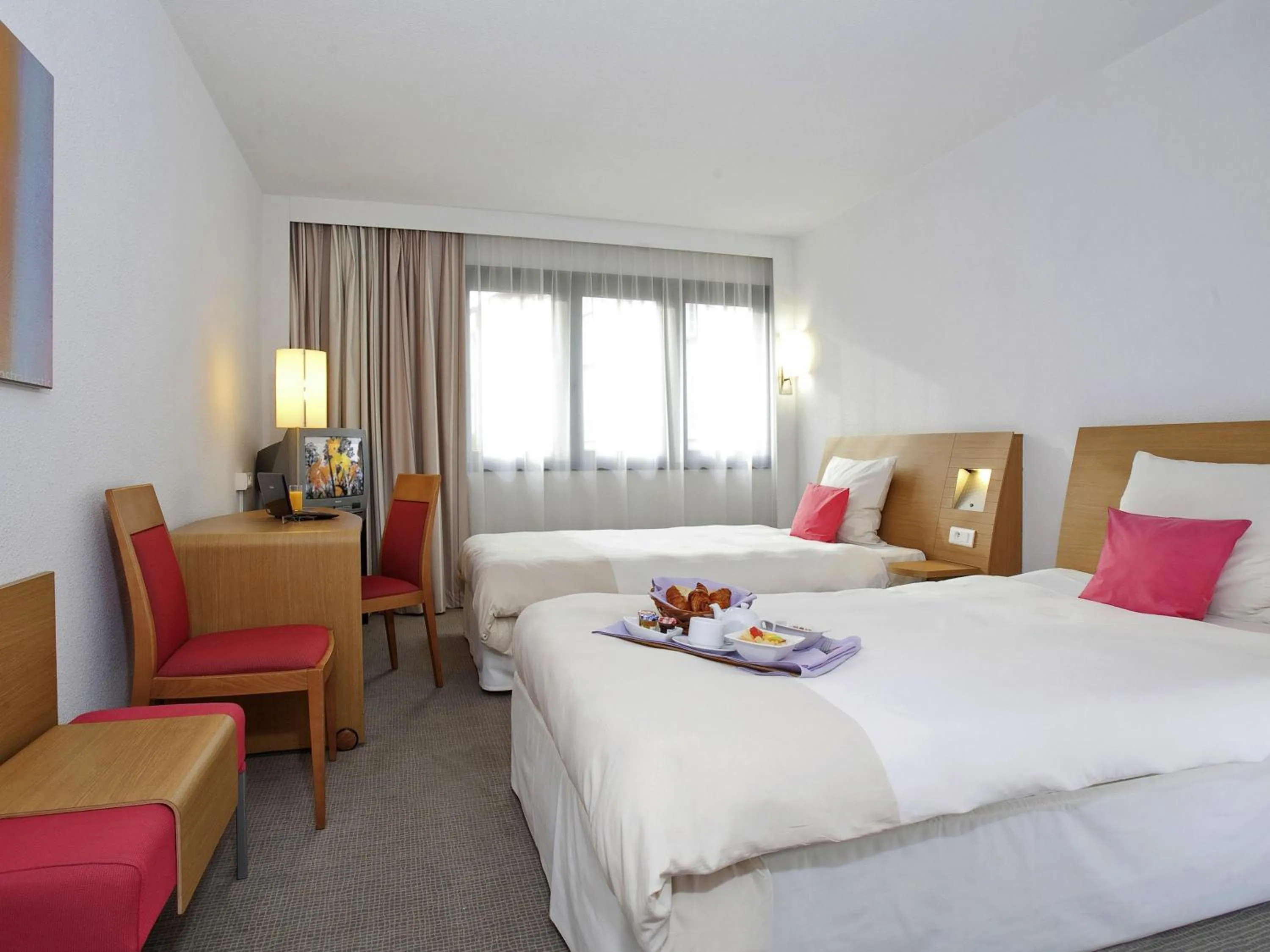 Bedroom, Bed in Novotel Gdansk Centrum