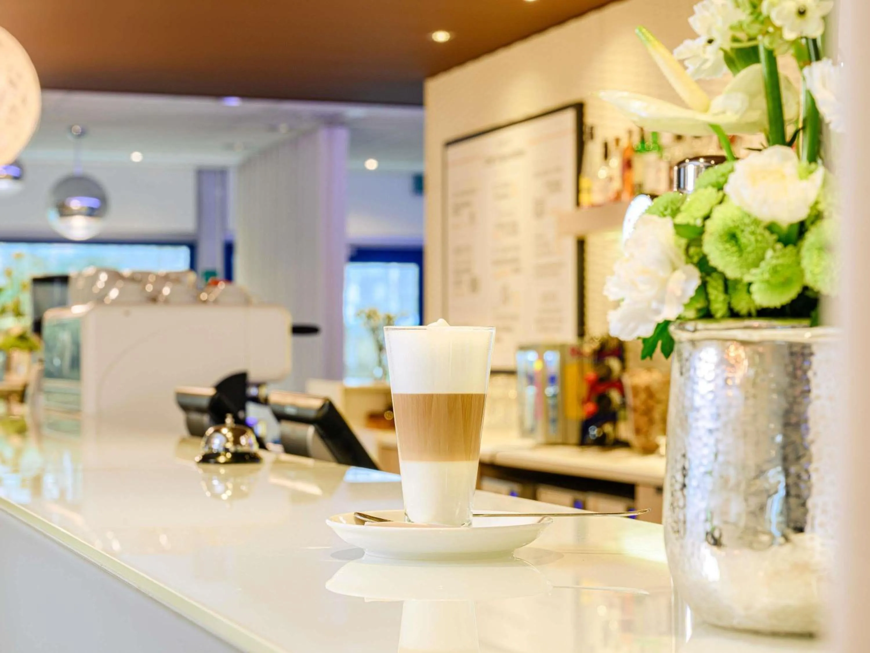 Lounge or bar in Novotel Gdansk Centrum