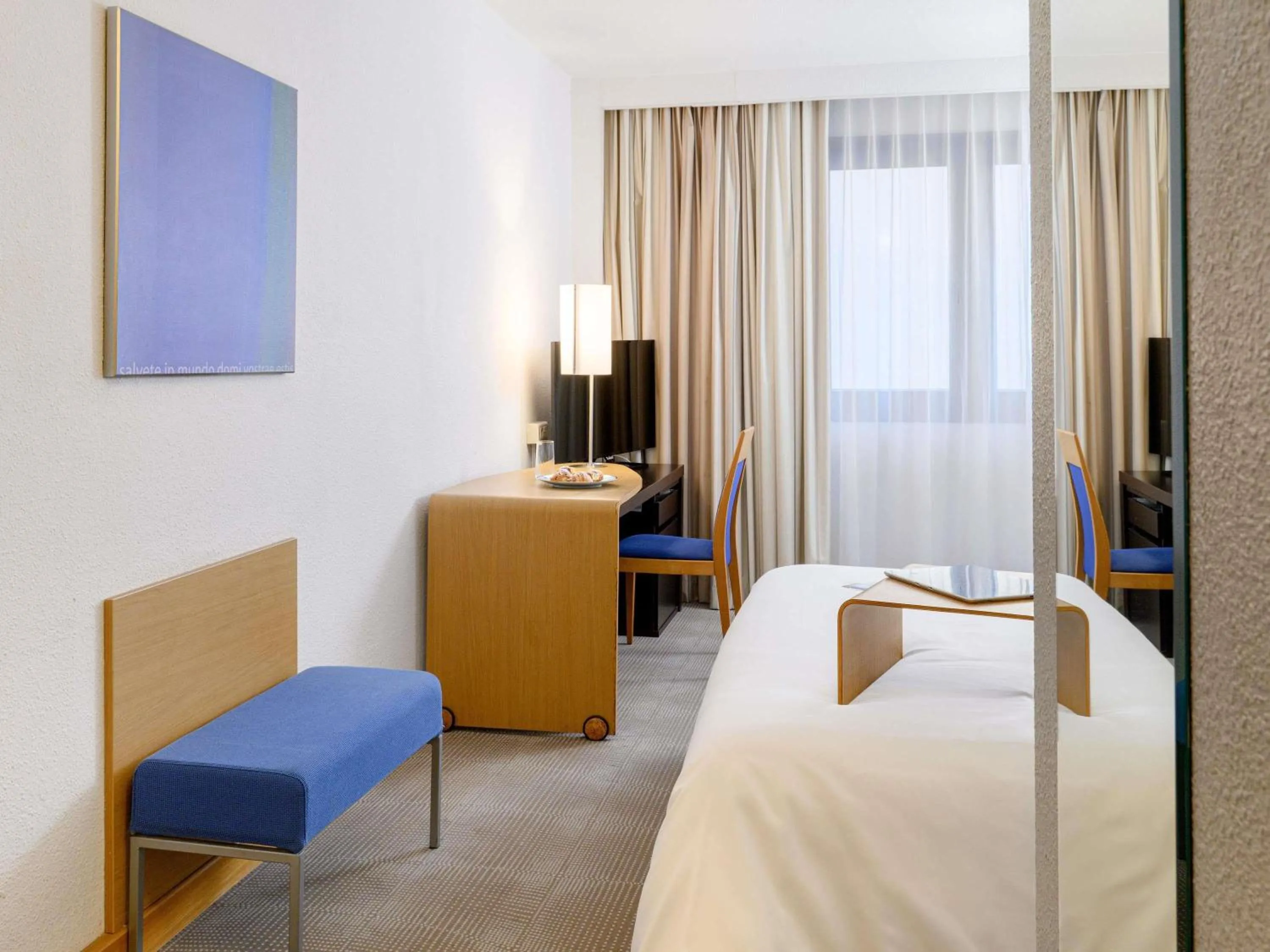 Bedroom, Bed in Novotel Gdansk Centrum