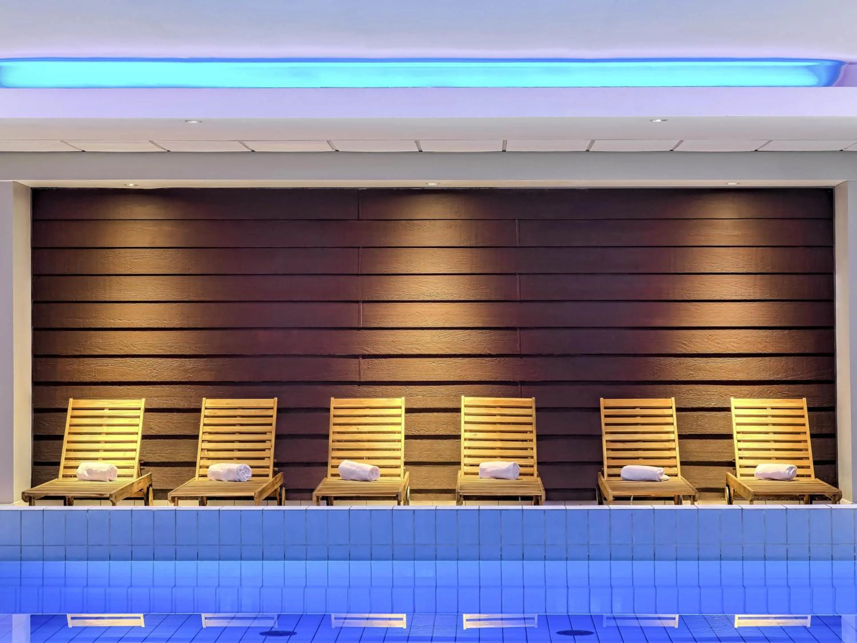 Pool view in Novotel Kraków Centrum