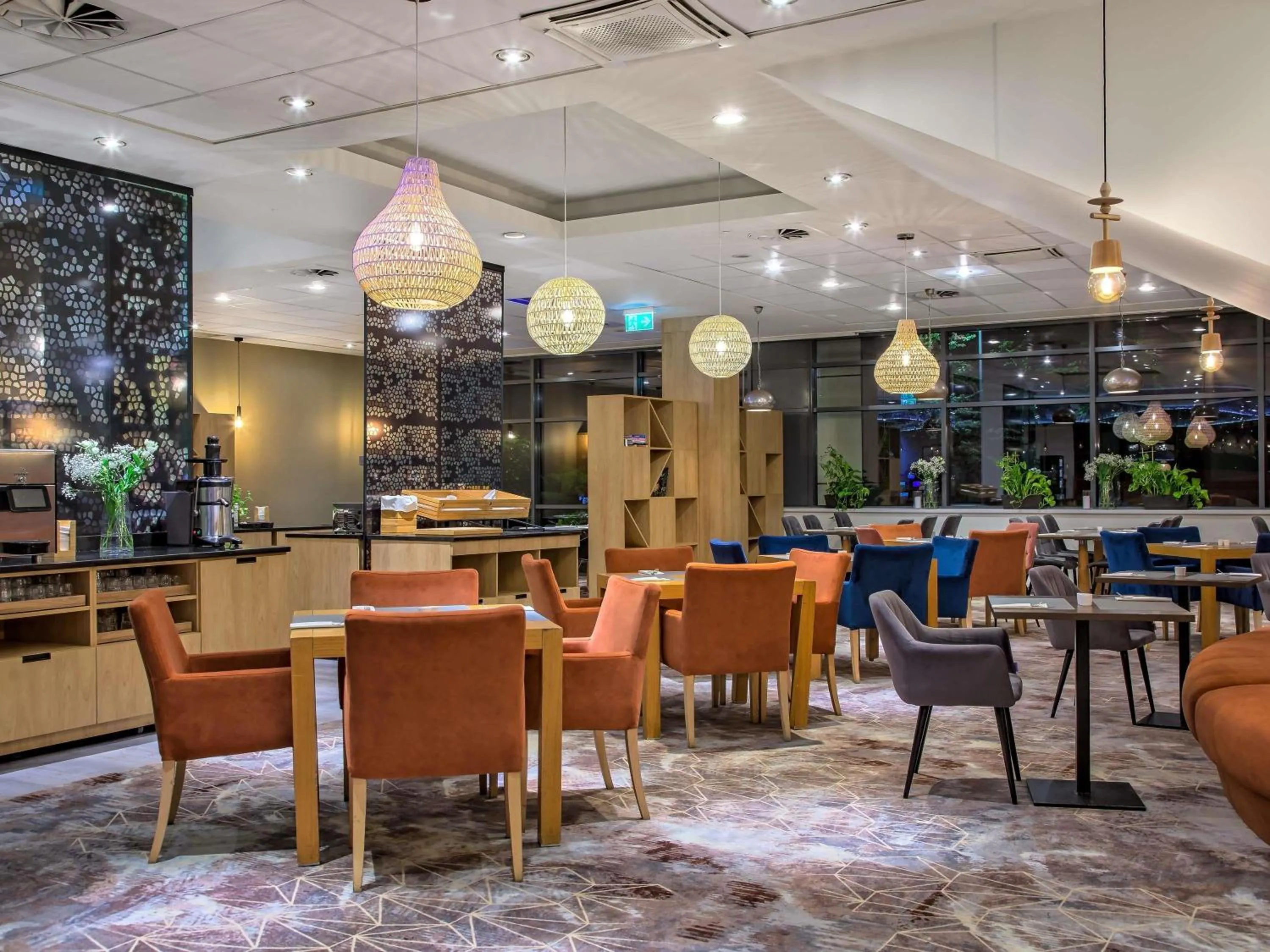 Lounge or bar in Novotel Kraków Centrum