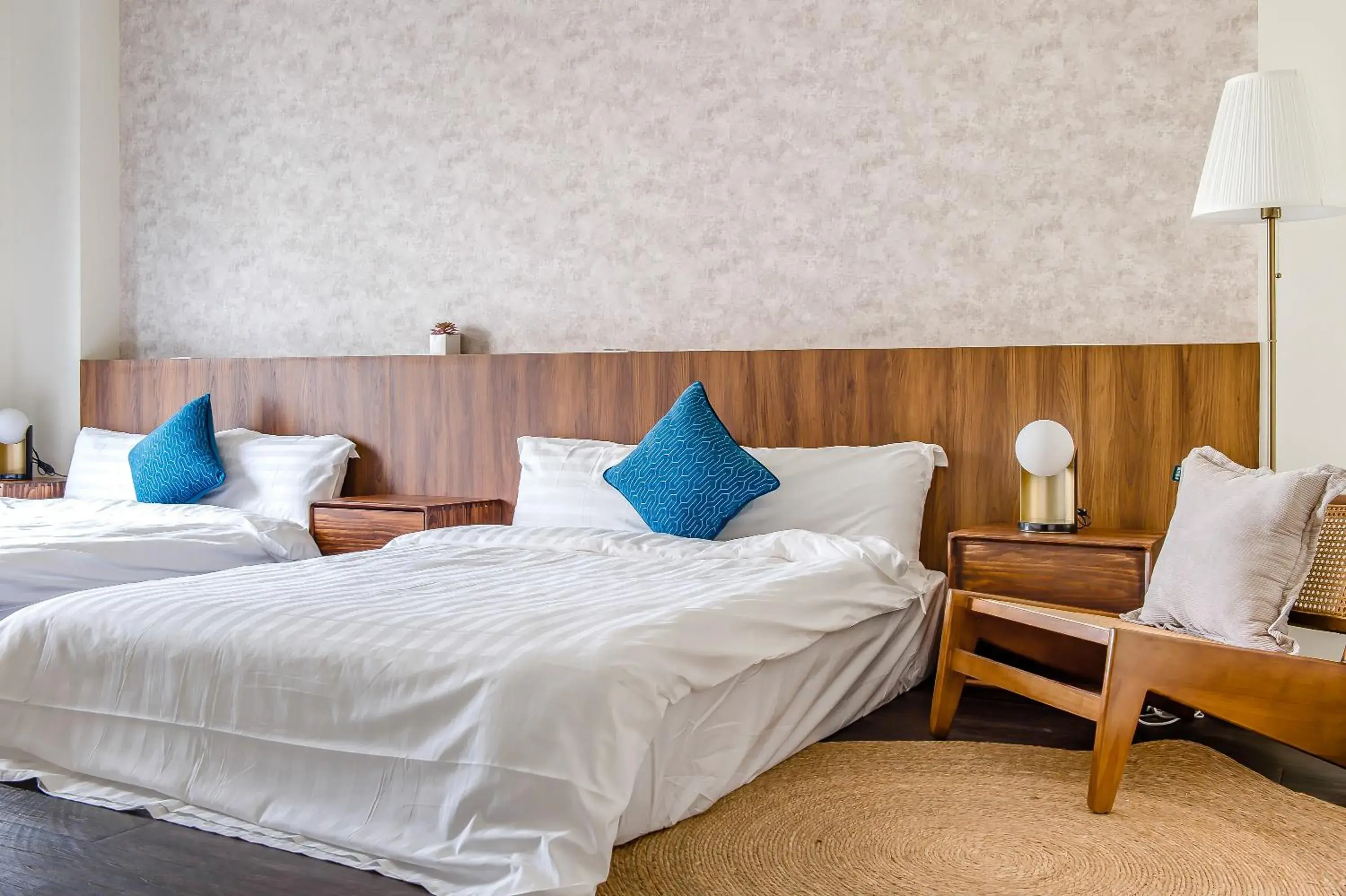 Superior Twin Room with Balcony in Choco style Smart Stay 民宿編號1738號 Superior Twin Room with Balcony in Choco style Smart Stay 民宿編號1738號