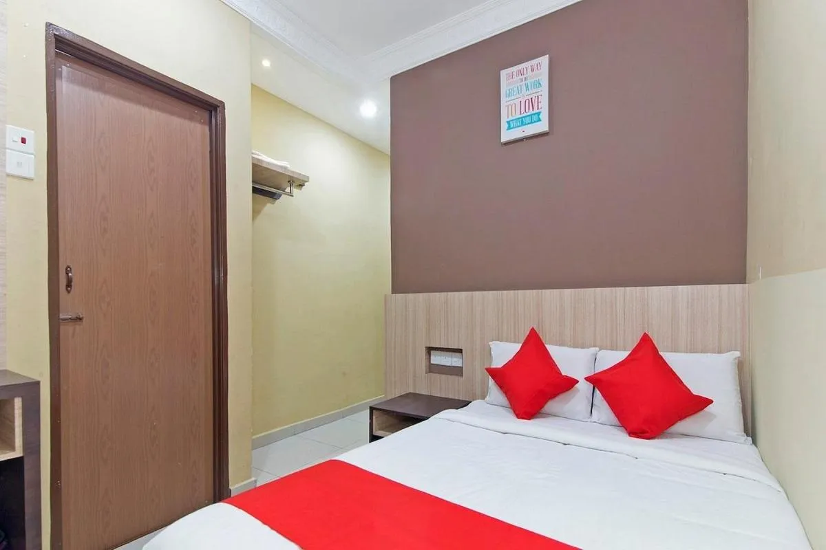 Bed in Silibin Times Inn Hotel