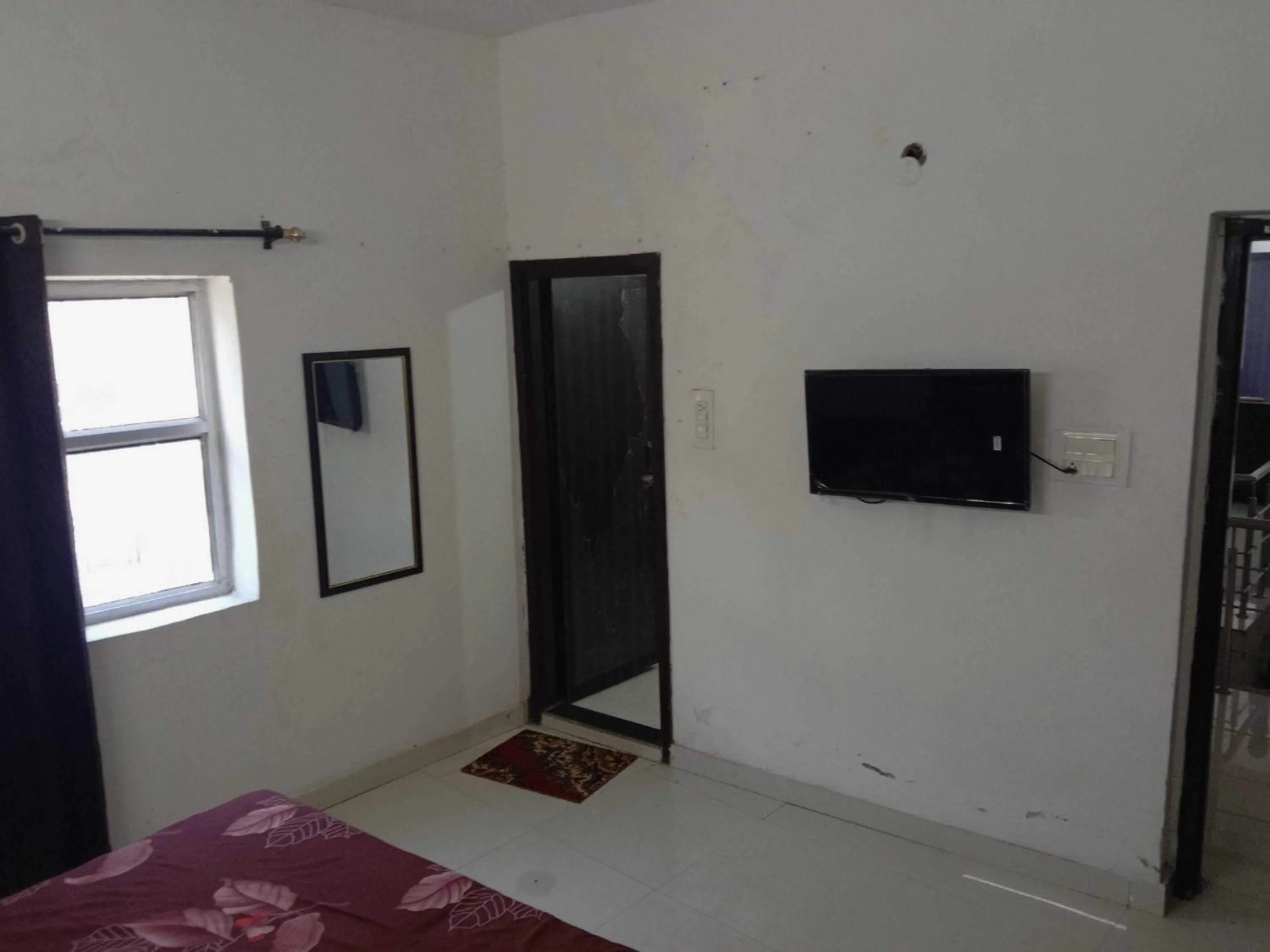 Bedroom, Bed in SPOT ON Hotel Deepak Palace