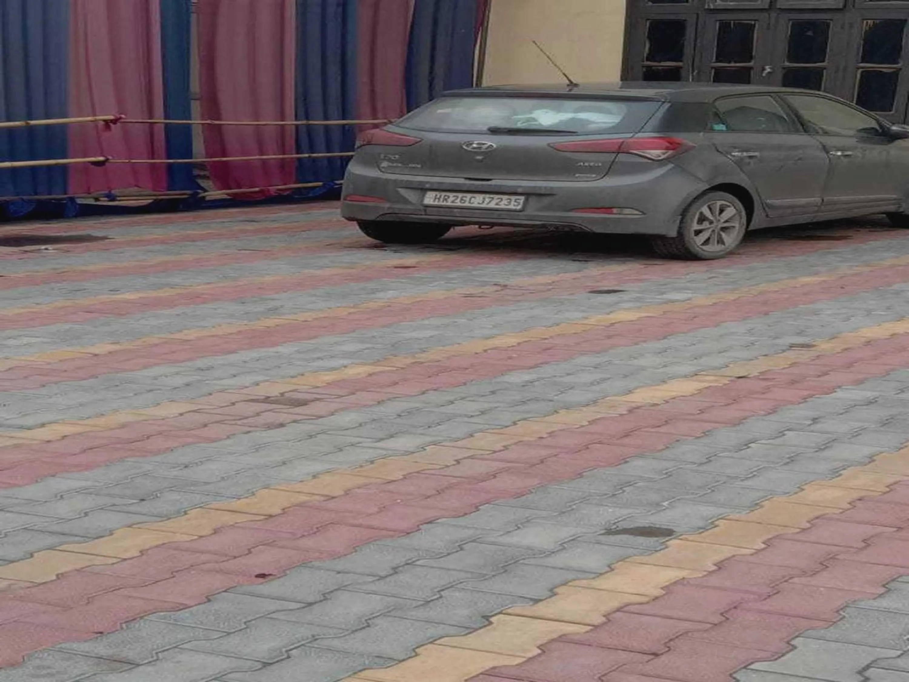 Facade/entrance in SPOT ON Hotel Deepak Palace