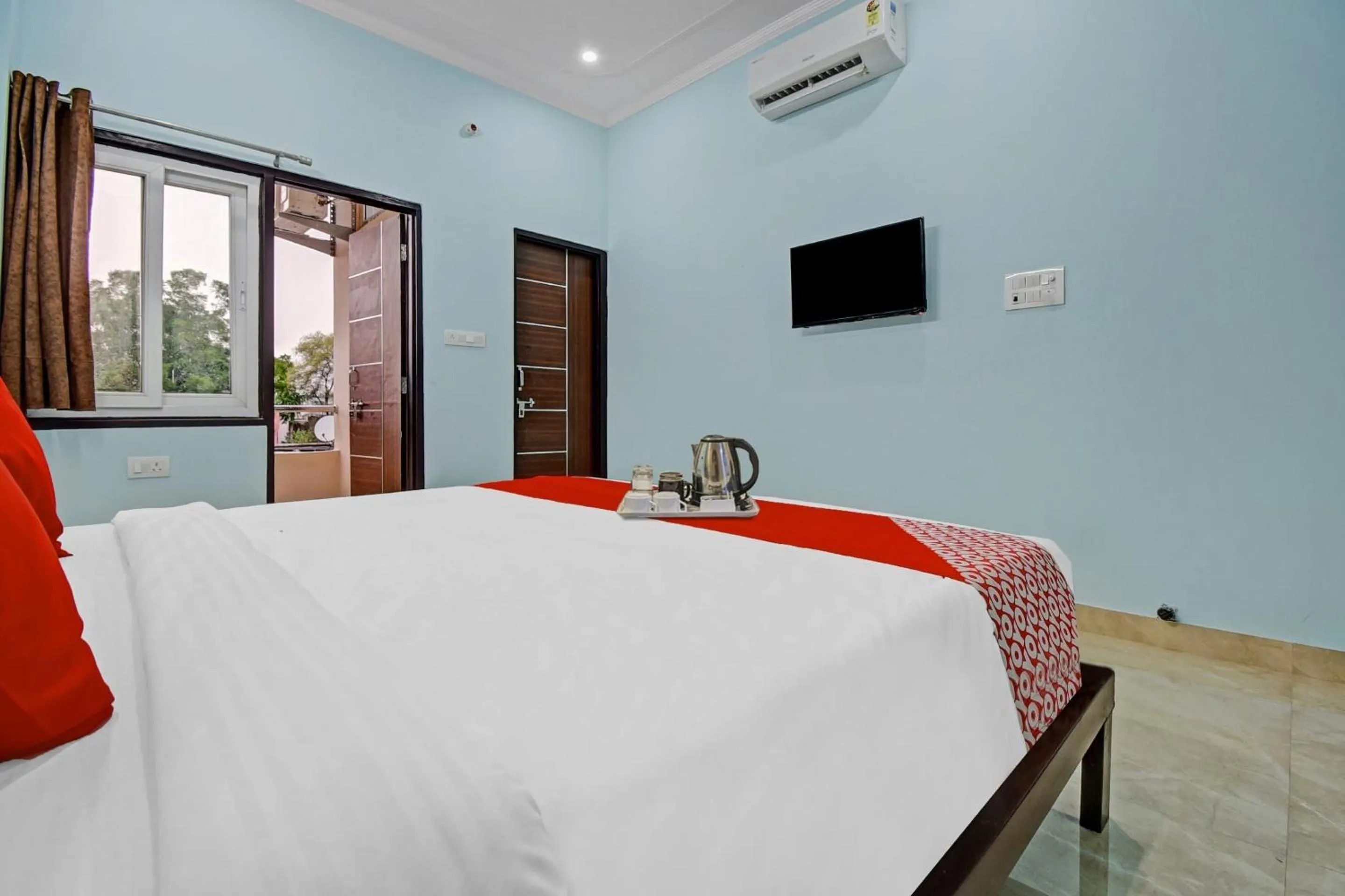 Bedroom, Bed in Hotel O Ansh Plaza