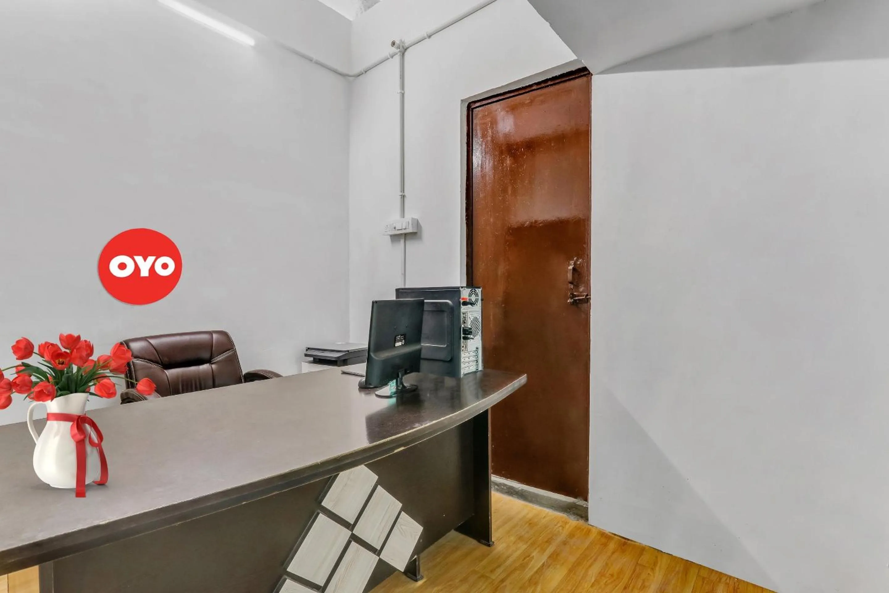 Lobby or reception in Hotel O Star Stay Guest house opposite Kendriya Bhawan