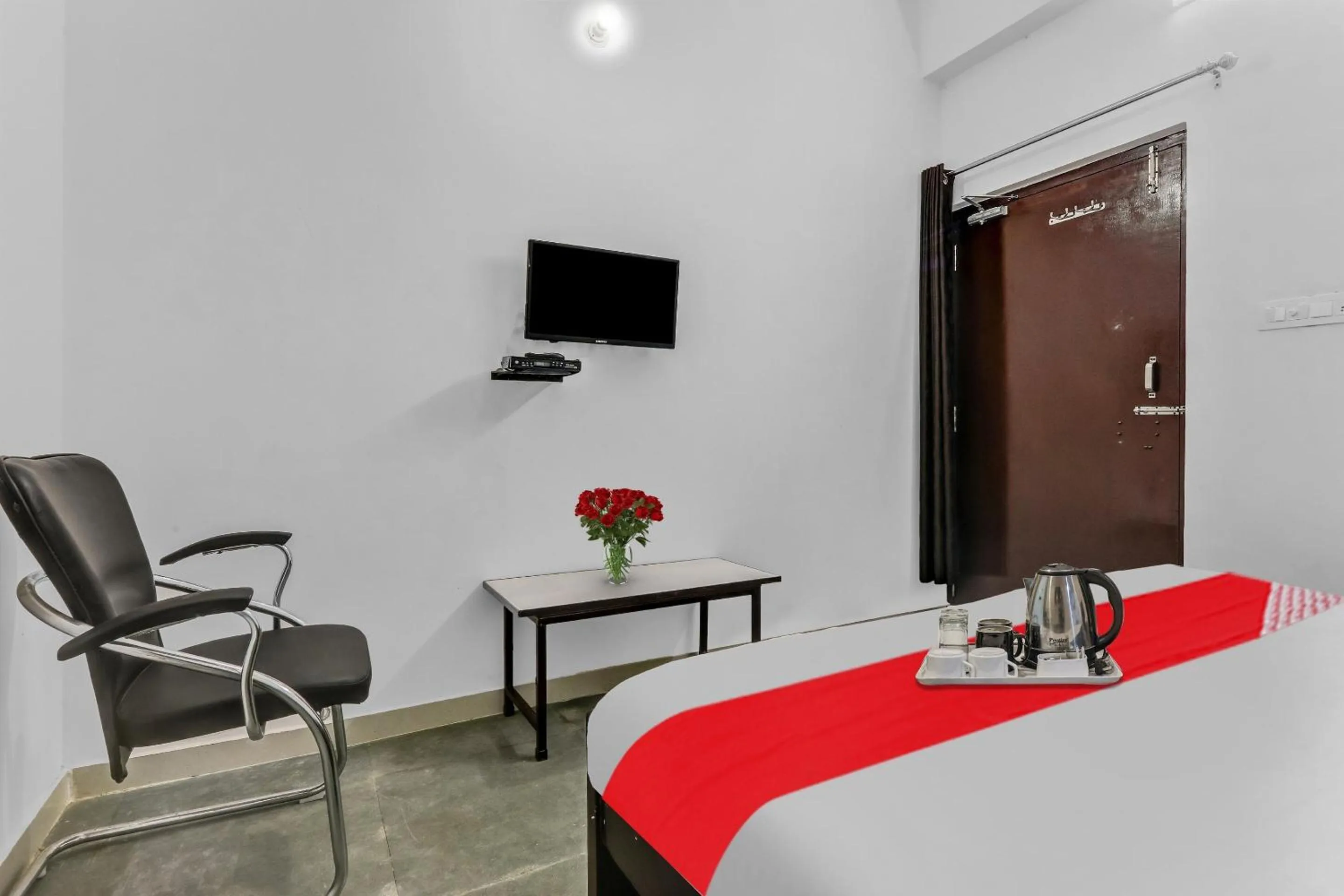 Bedroom in Hotel O Star Stay Guest house opposite Kendriya Bhawan