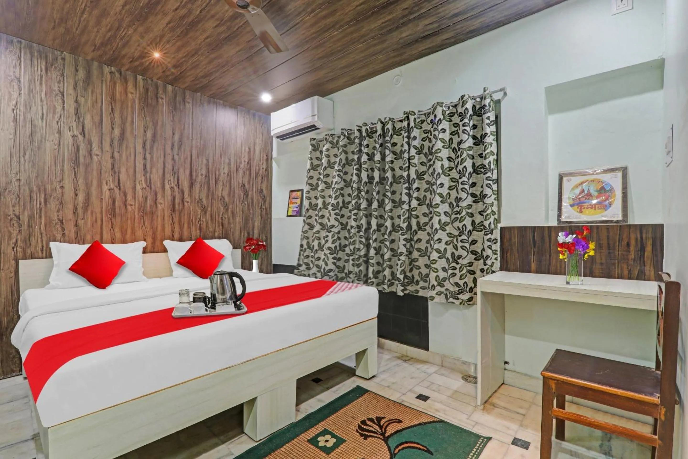 Bedroom in Hotel O Surbhi G House