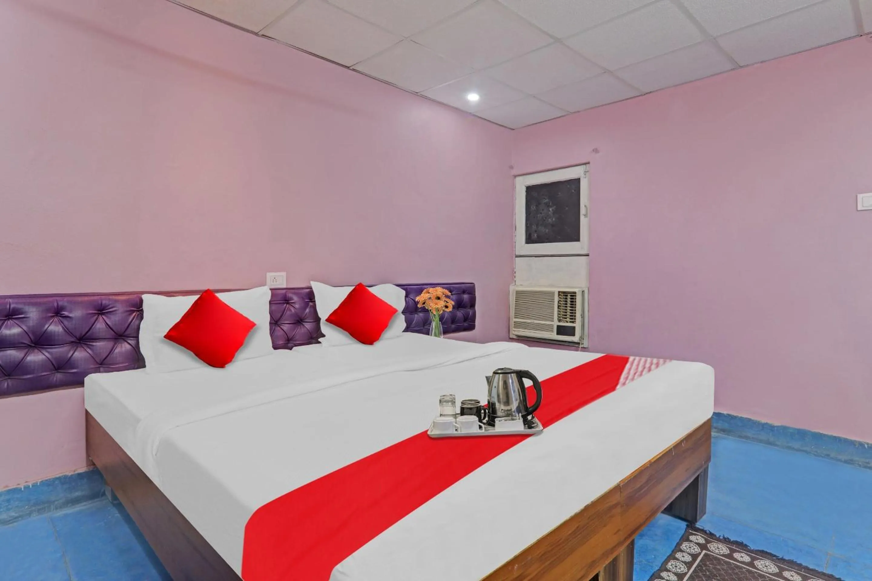 Bedroom in Hotel O Surbhi G House