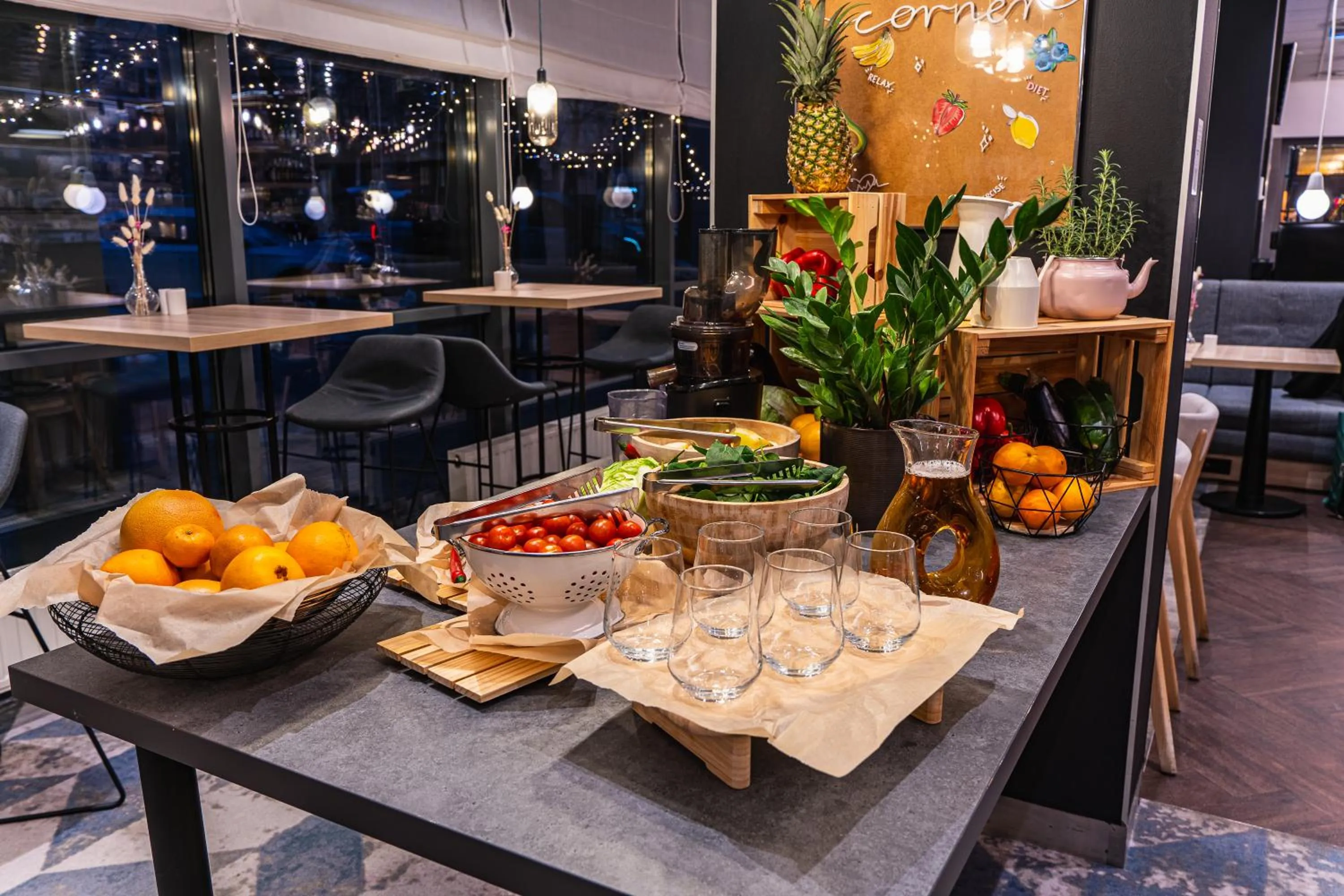 Restaurant/places to eat in Novotel Szczecin Centrum