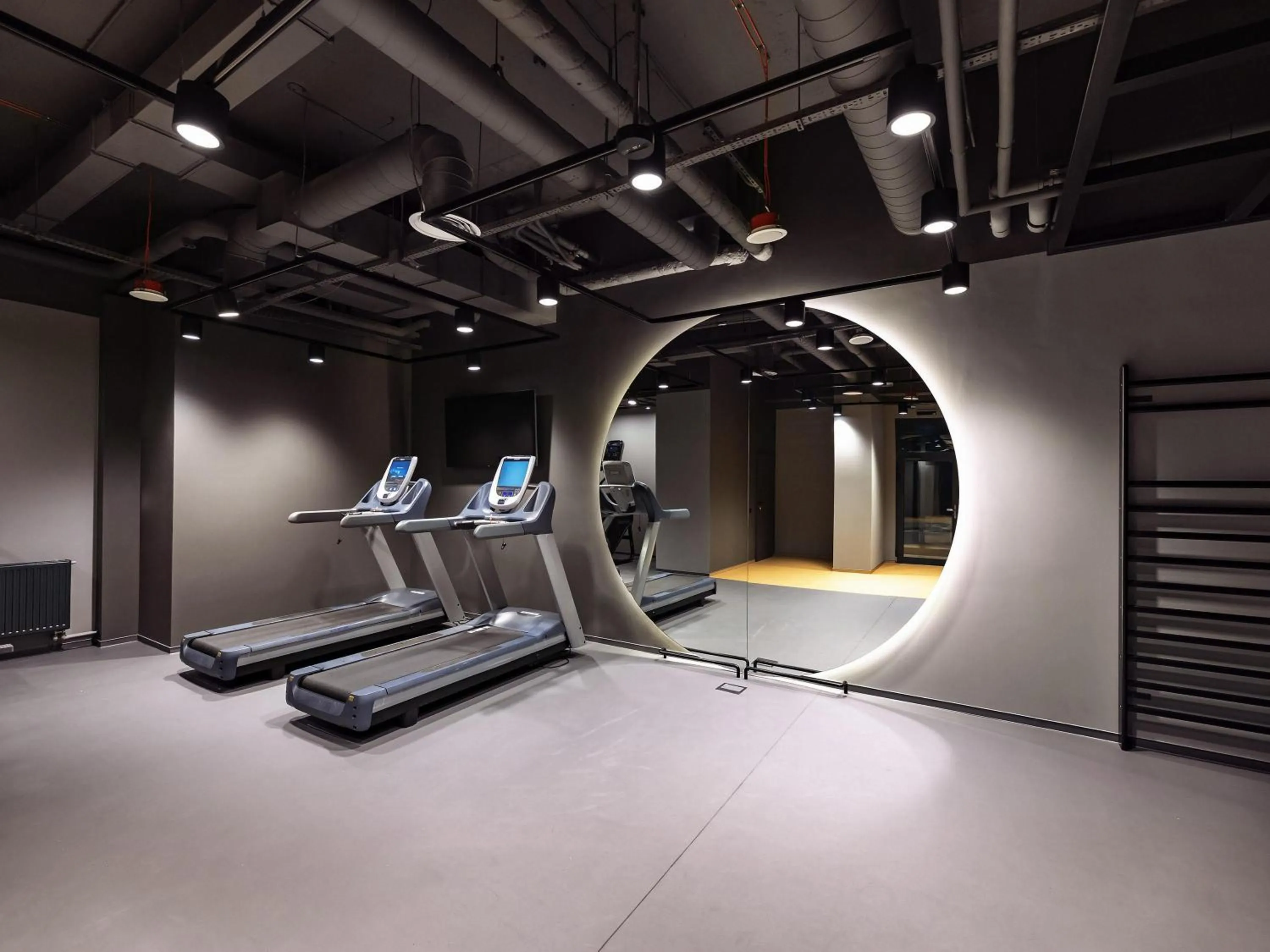 Fitness centre/facilities in Novotel Szczecin Centrum