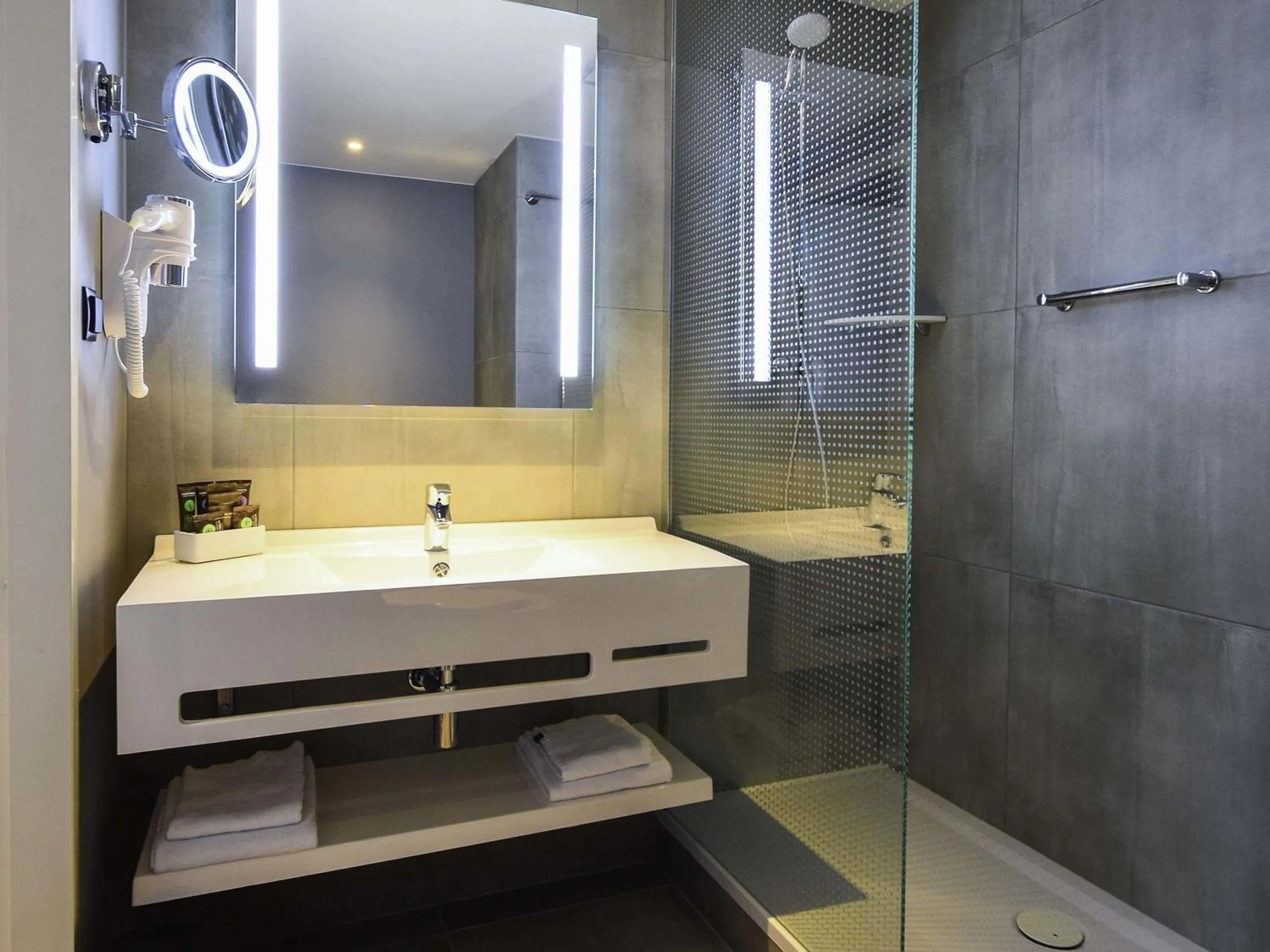 Bedroom in Novotel Szczecin Centrum