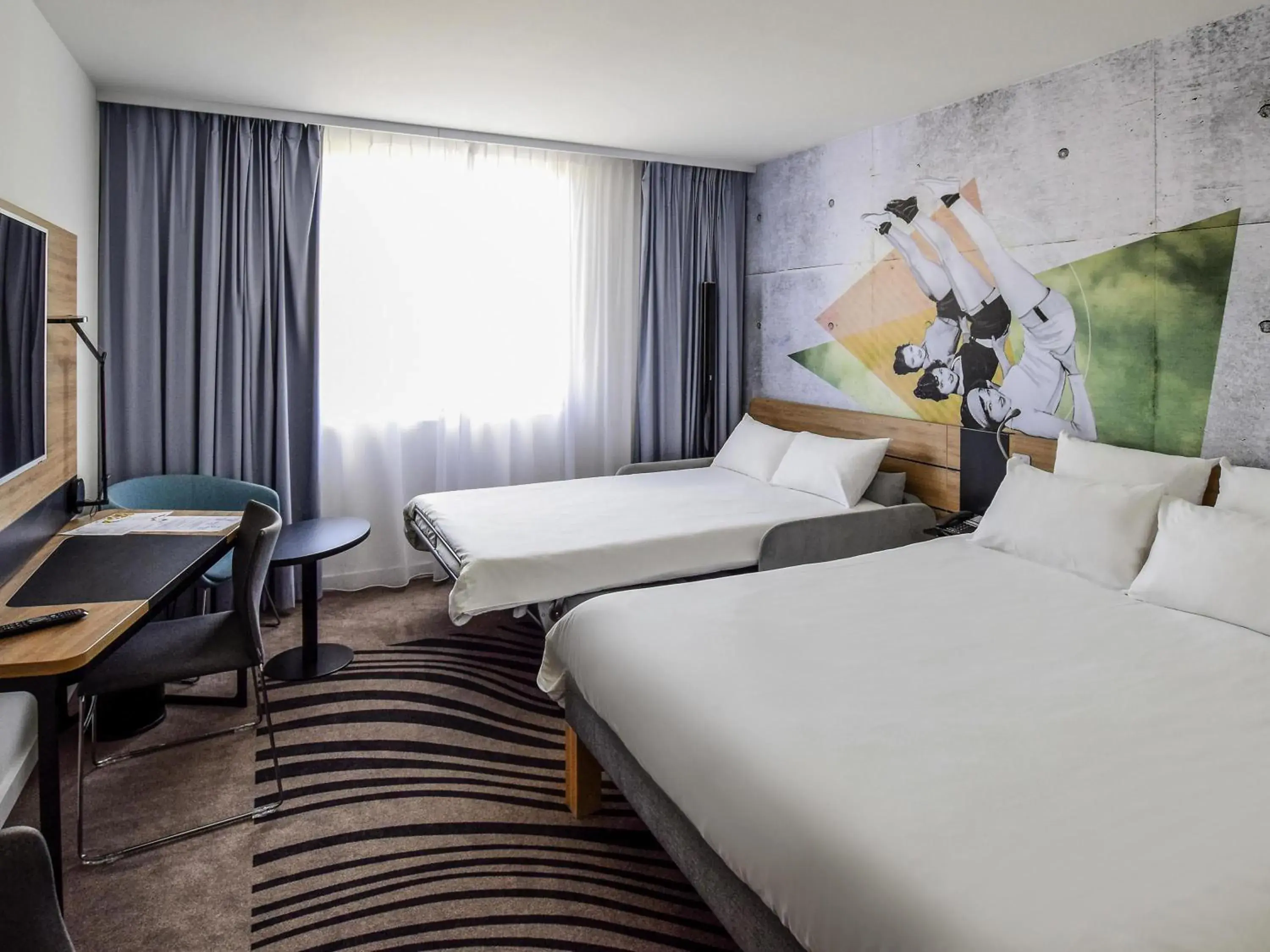 Standard Double Room with Sofa in Novotel Szczecin Centrum Standard Double Room with Sofa in Novotel Szczecin Centrum