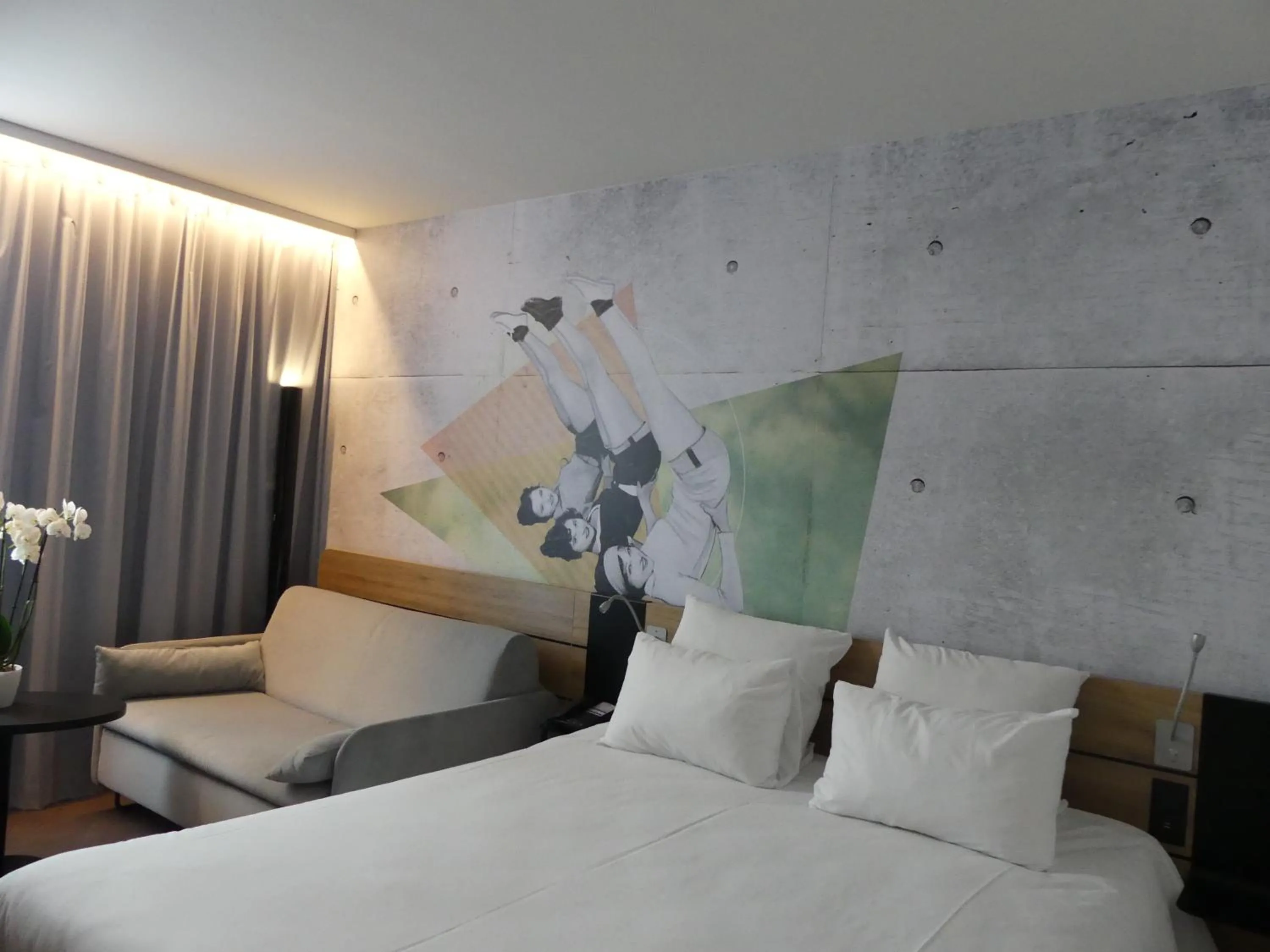 Photo of the whole room, Bed in Novotel Szczecin Centrum