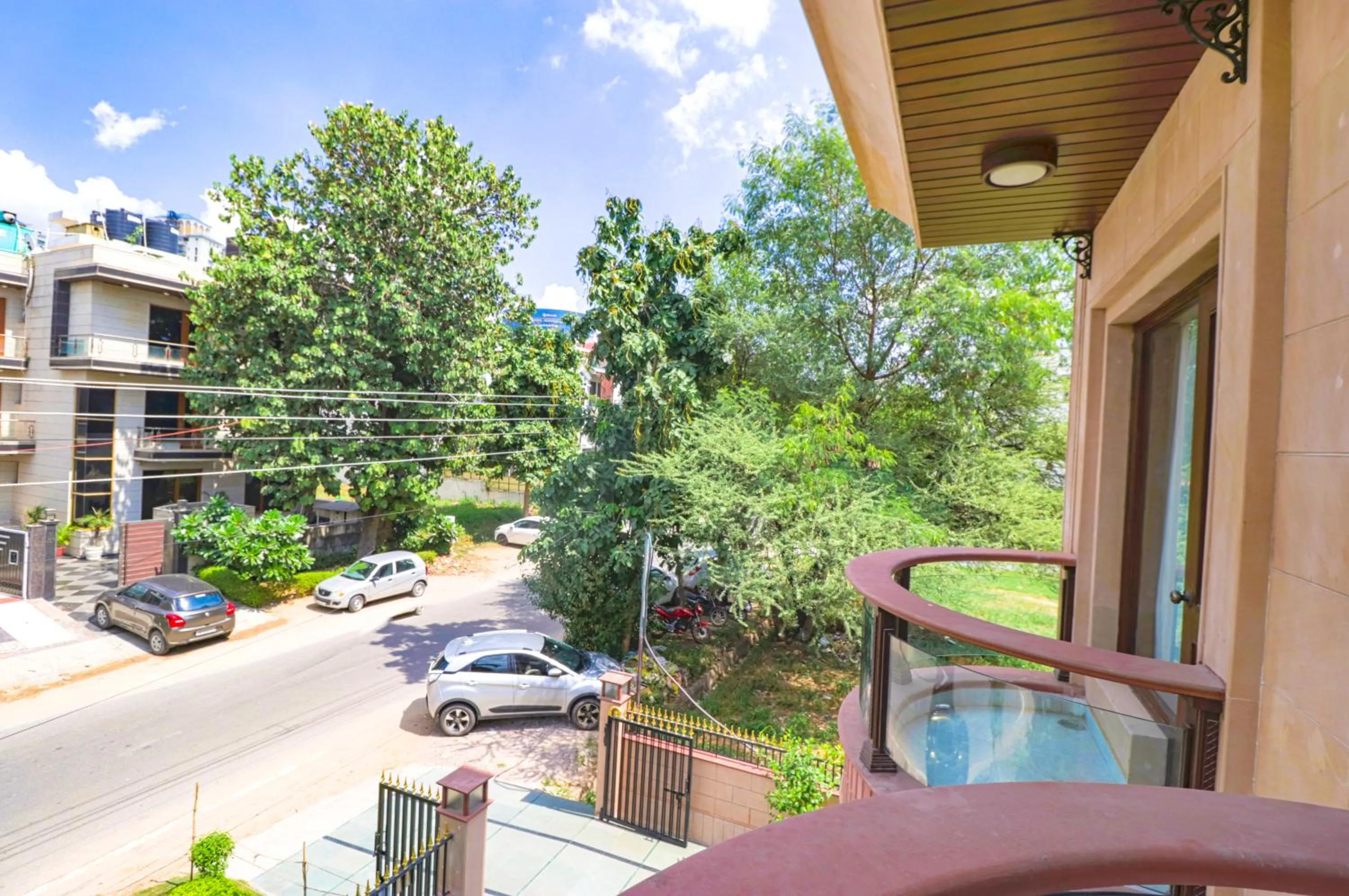 Street view in FabHotel RR Residency - DLF Cyber City, Gurugram