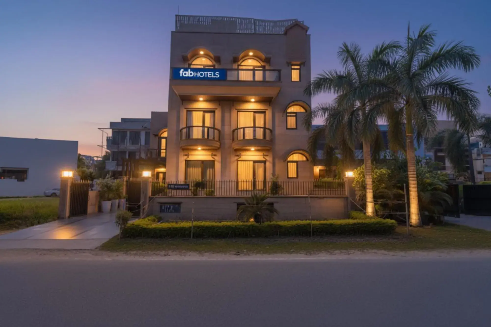 Property building in FabHotel RR Residency - DLF Cyber City, Gurugram Property building in FabHotel RR Residency - DLF Cyber City, Gurugram