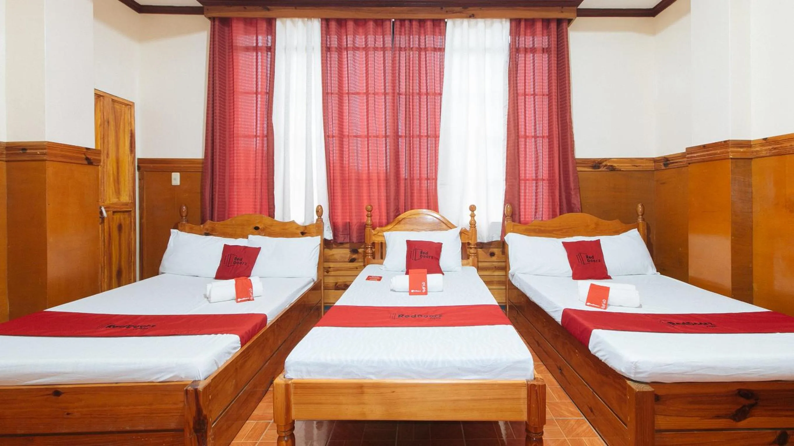 Photo of the whole room, Bed in RedDoorz @ Sagada Sunrise View Homestay
