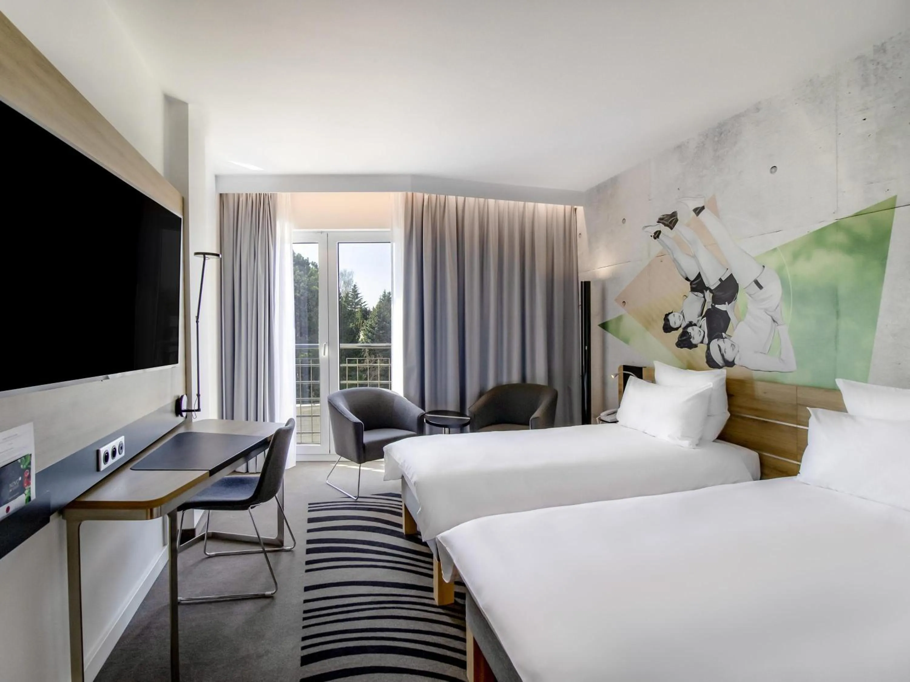 Bedroom, Bed in Novotel Warszawa Airport