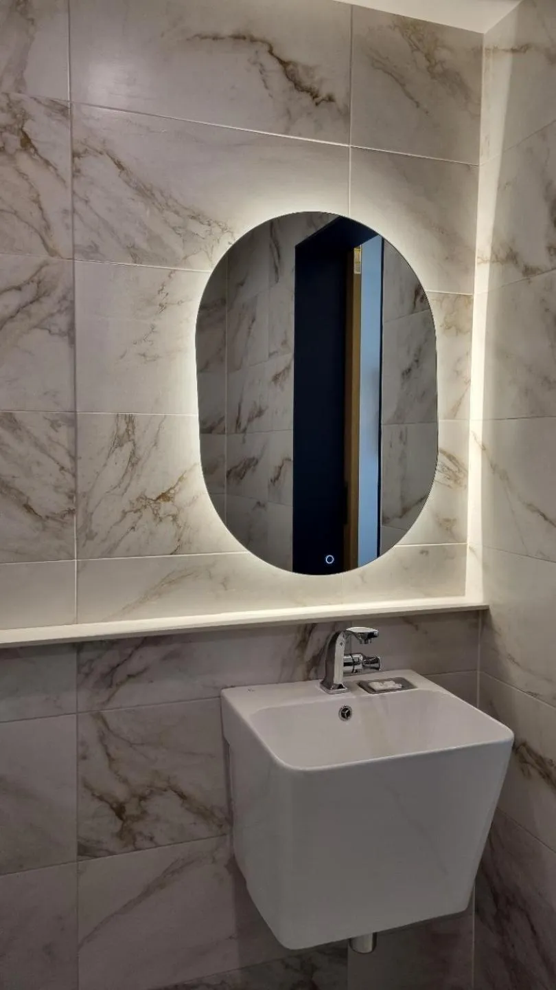 Bathroom in Gold Stone Hotel