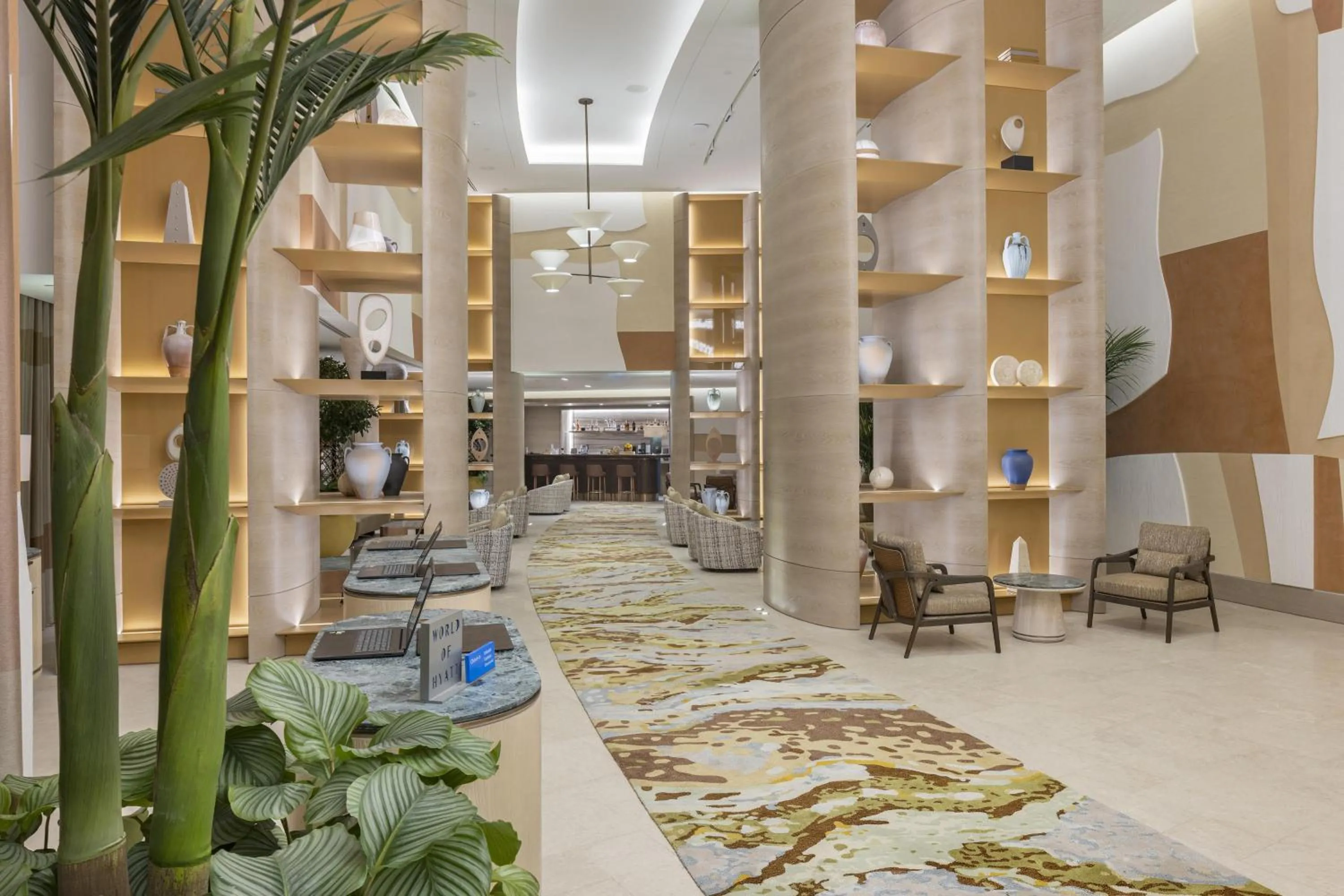 Lobby or reception in Grand Hyatt Izmir IstinyePark