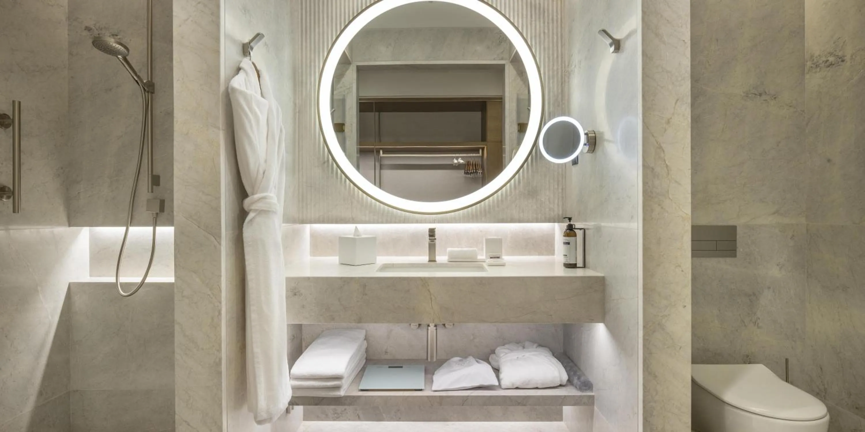 Bathroom in Grand Hyatt Izmir IstinyePark