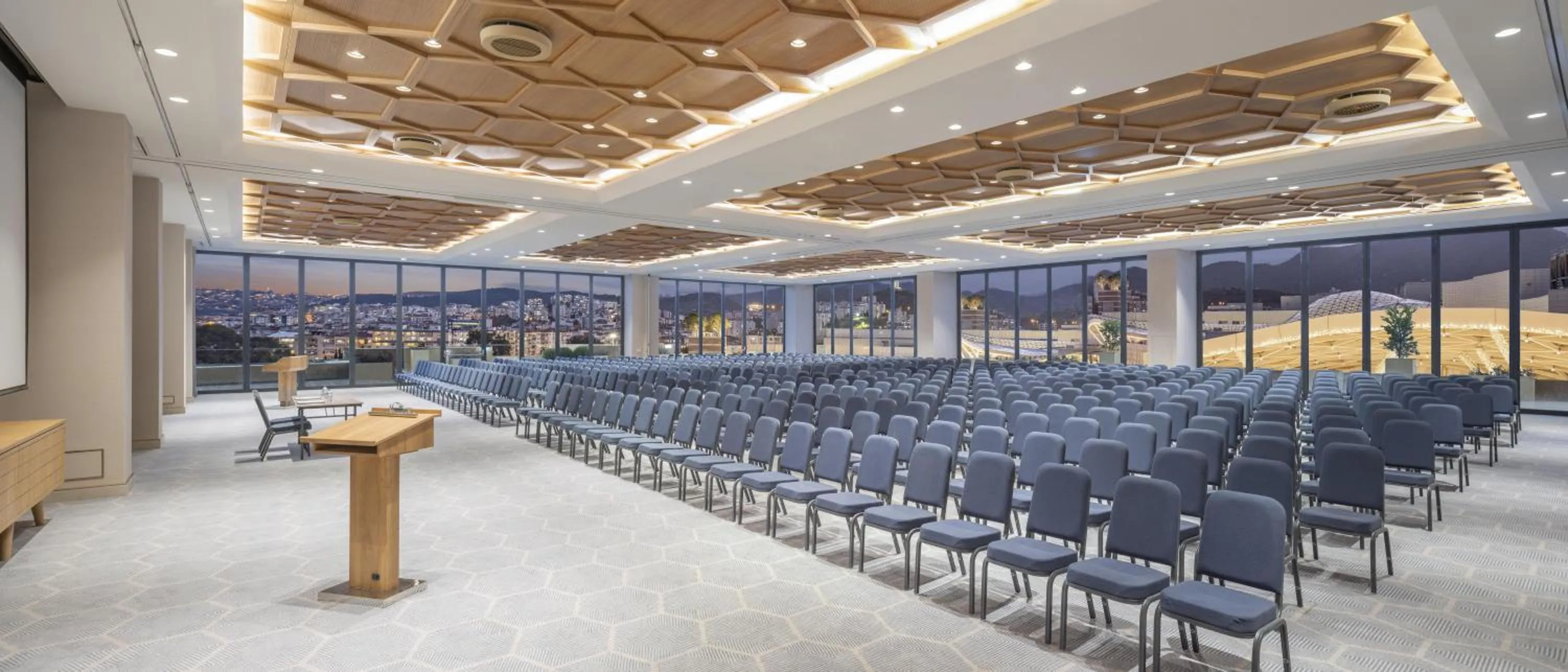 Meeting/conference room in Grand Hyatt Izmir IstinyePark