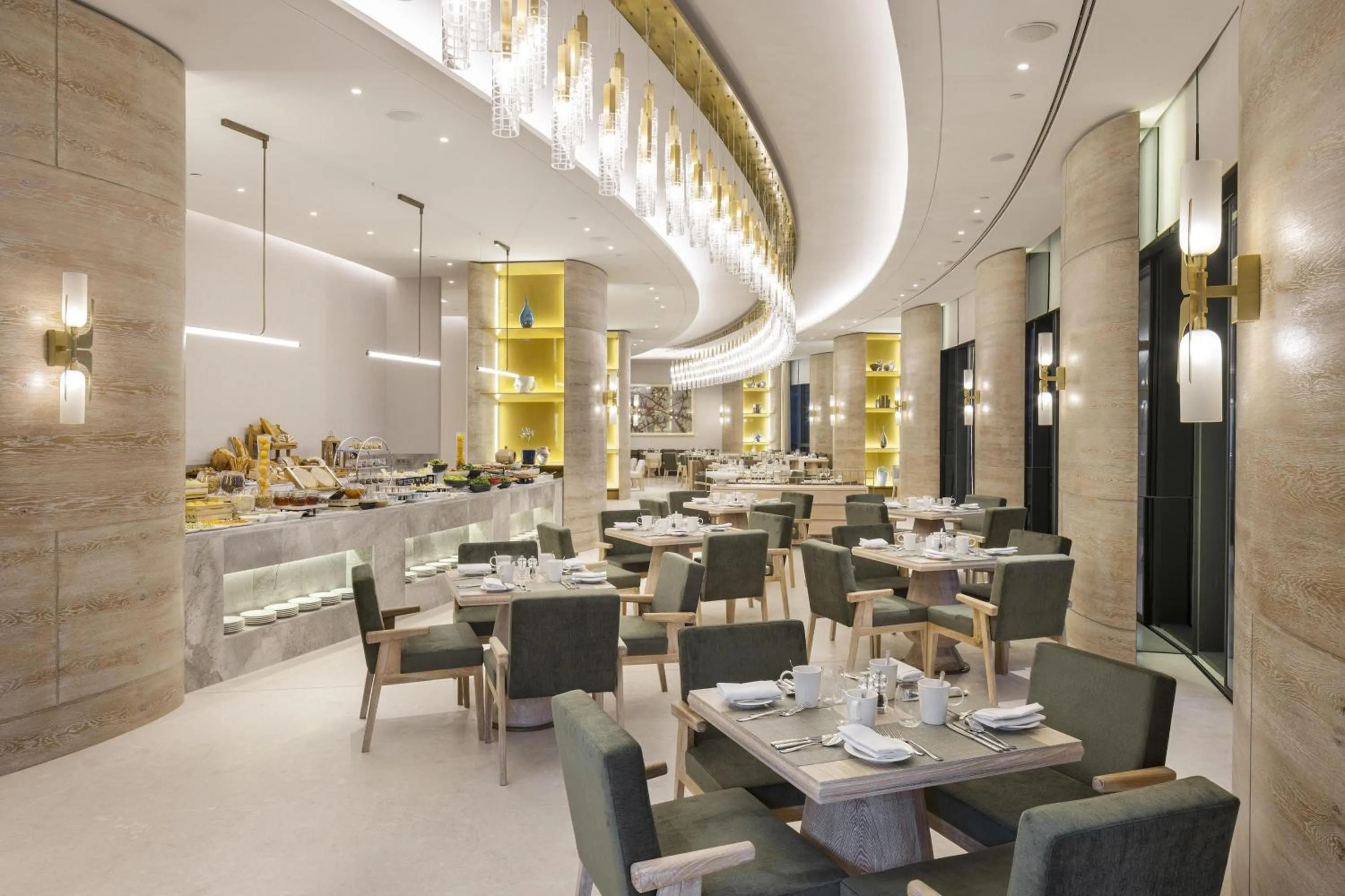 Restaurant/places to eat in Grand Hyatt Izmir IstinyePark