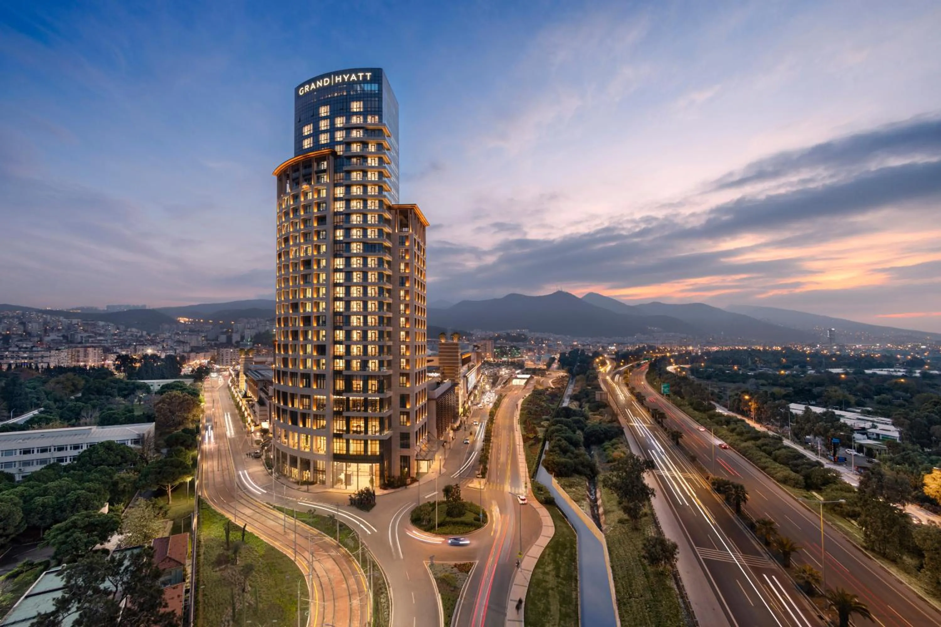 Property building in Grand Hyatt Izmir IstinyePark