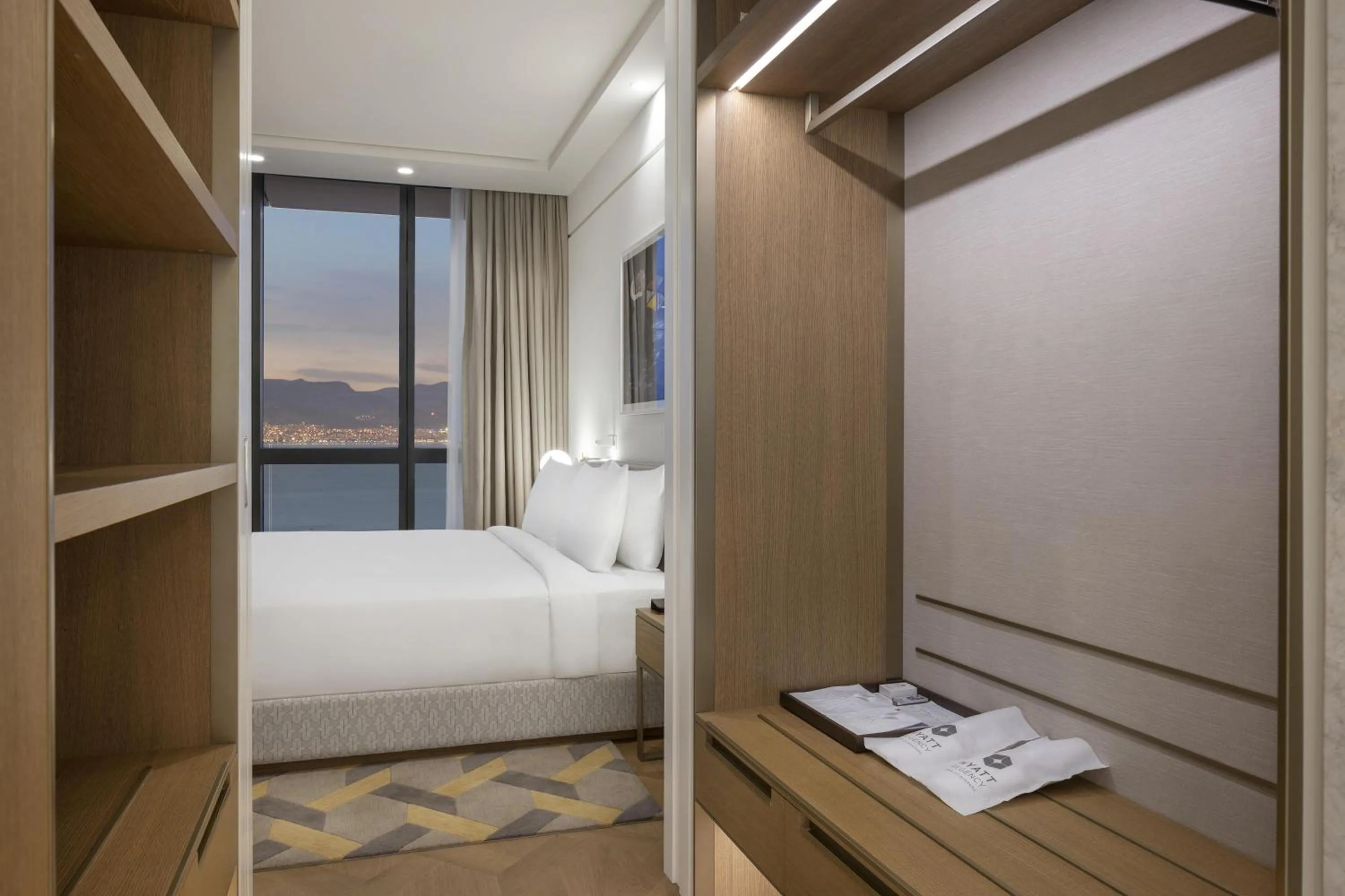 Photo of the whole room, Bed in Grand Hyatt Izmir IstinyePark