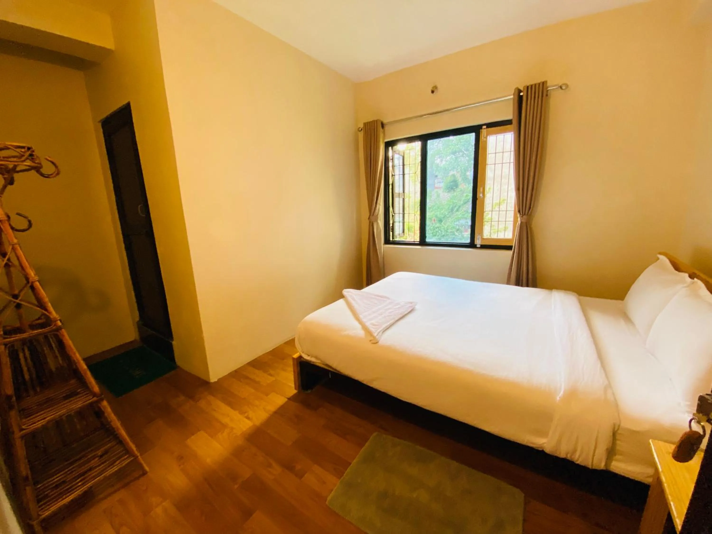 Bed in Hotel Aagaman - Best Family Hotel in Bandipur