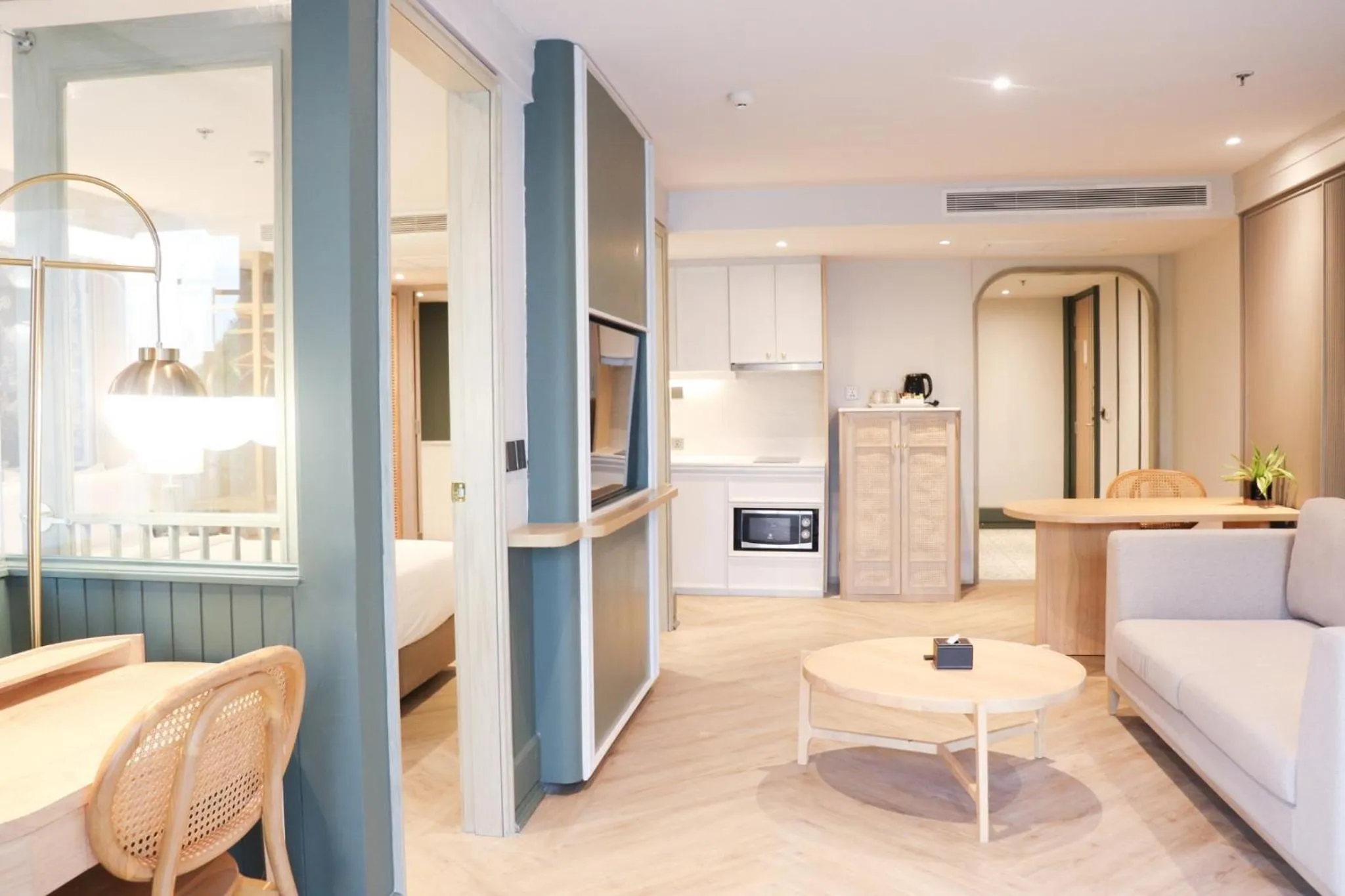 Living room, Bed in The Quarter Chaophraya by UHG