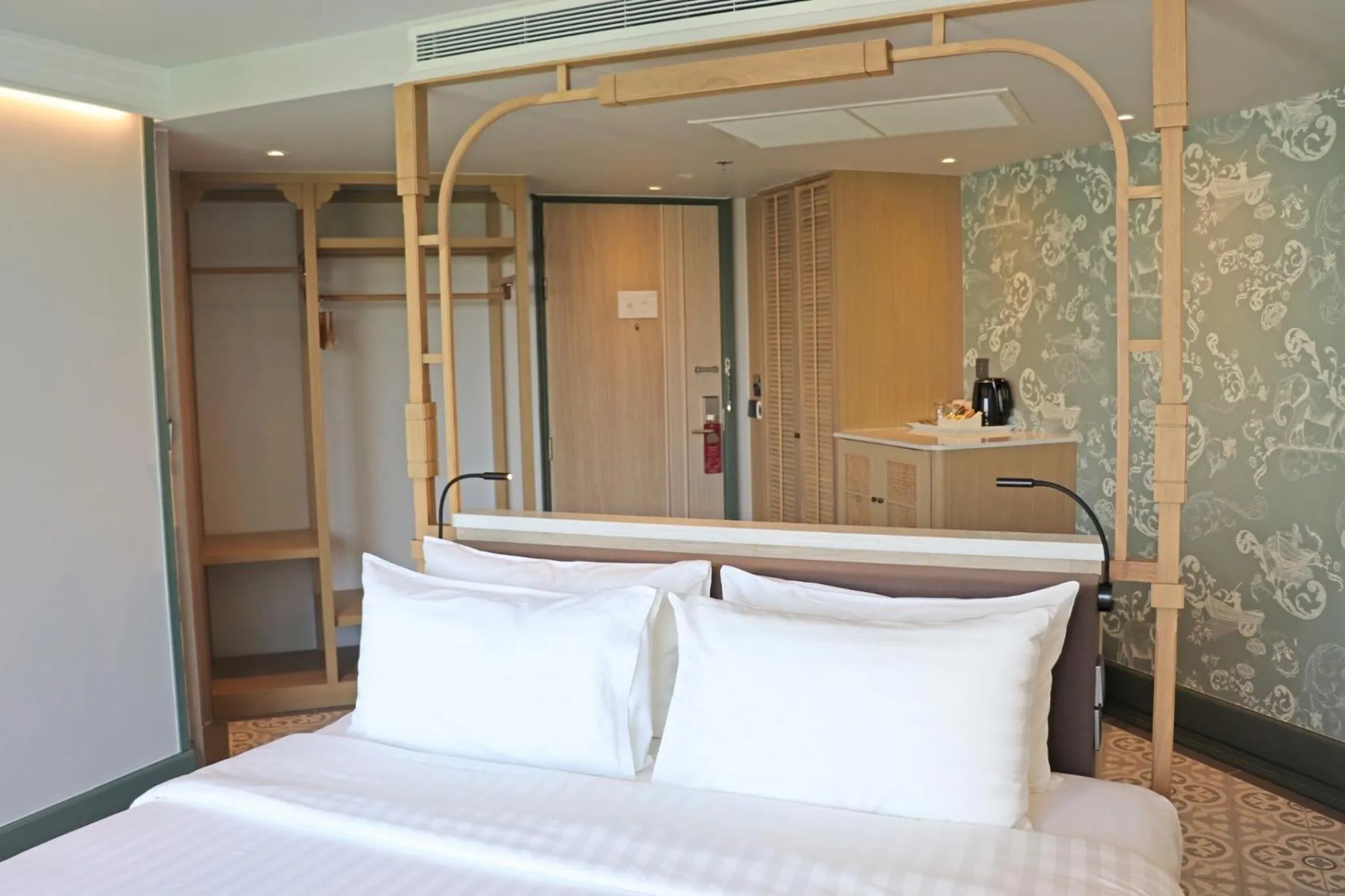 Bed in The Quarter Chaophraya by UHG