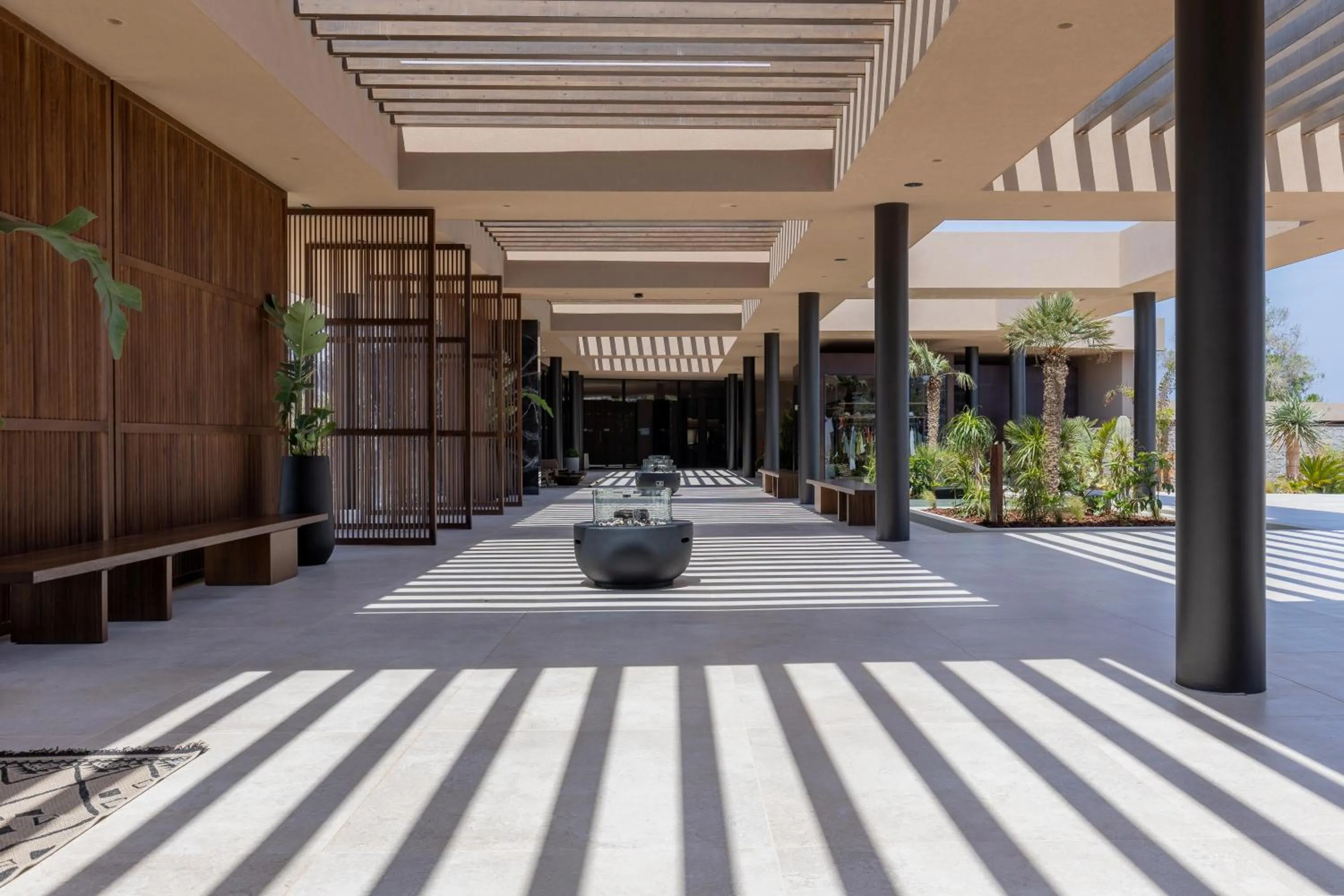 Lobby or reception in Pnoe Breathing Life - Adults Only