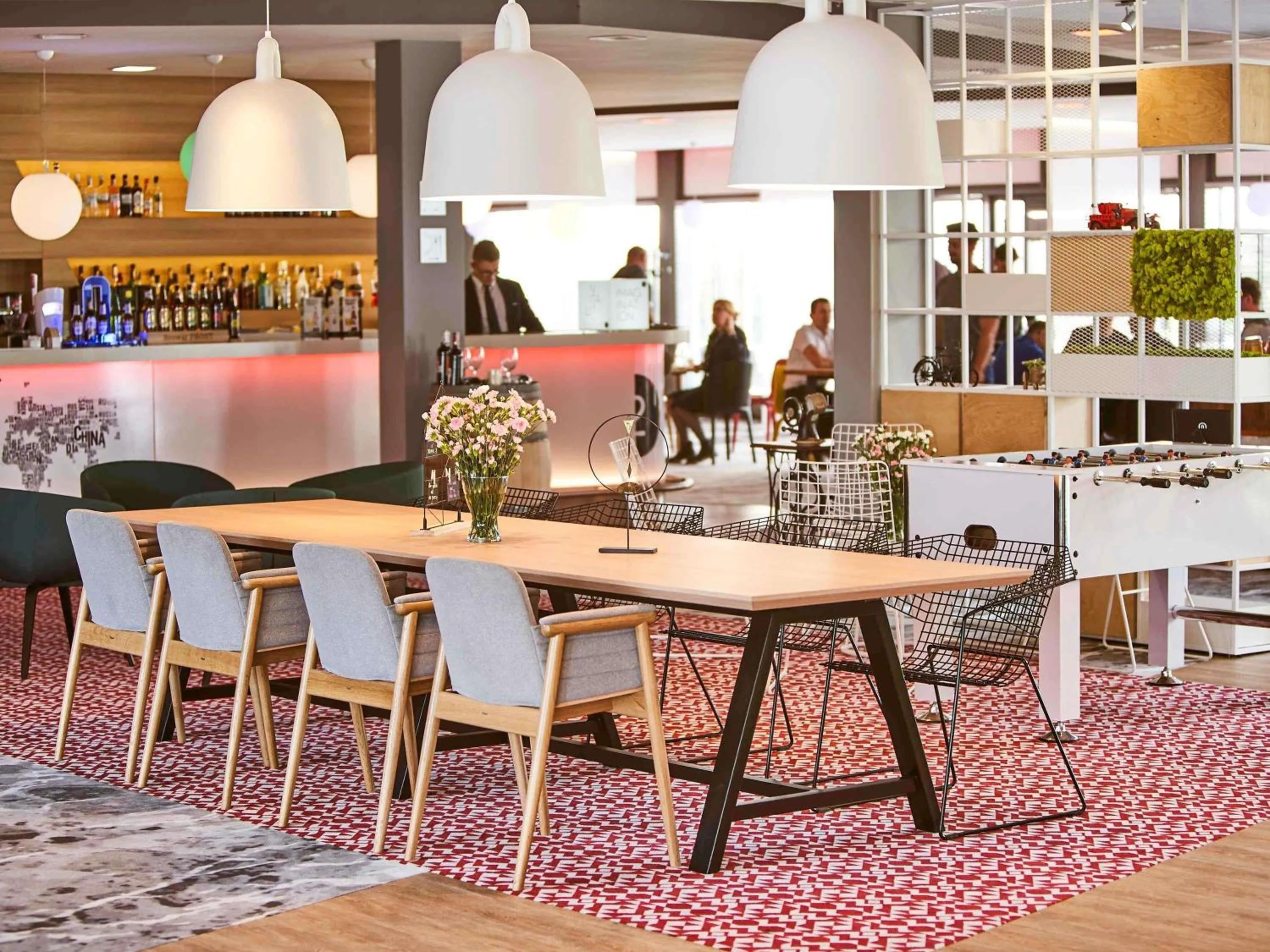 Restaurant/places to eat in Novotel Wrocław City