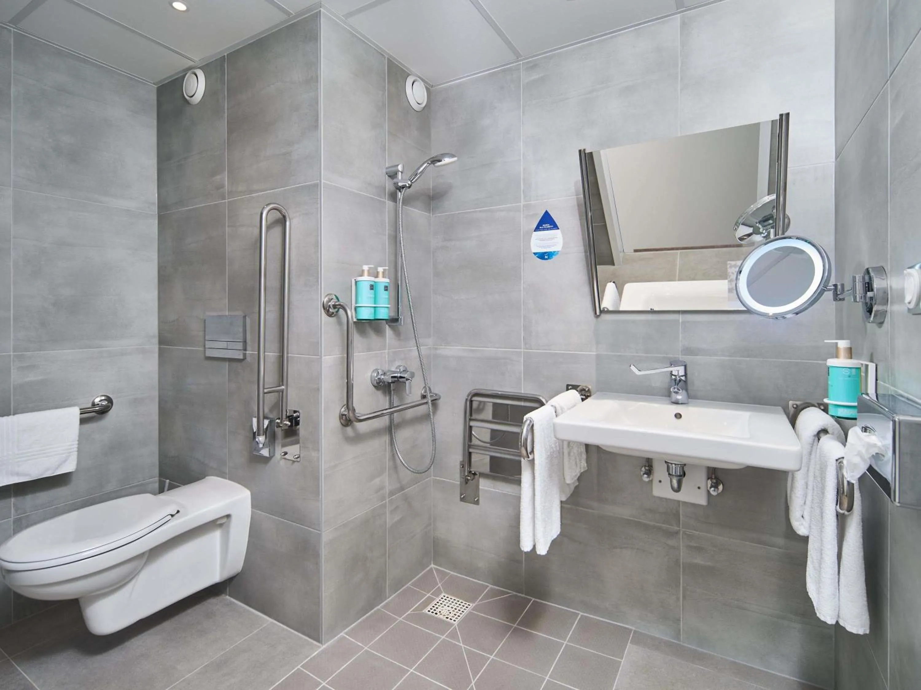 Bedroom in Novotel Wrocław City