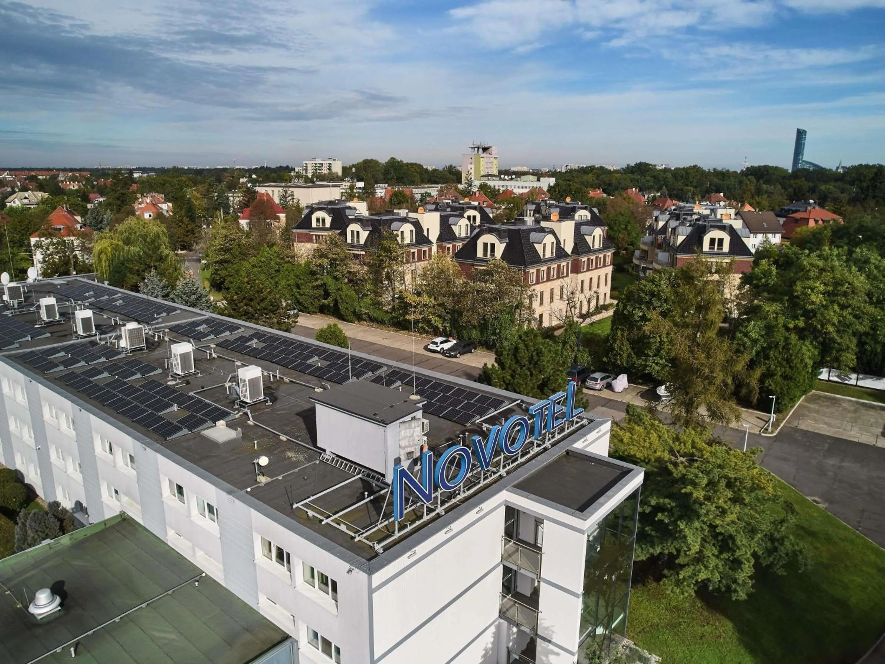 Property building in Novotel Wrocław City