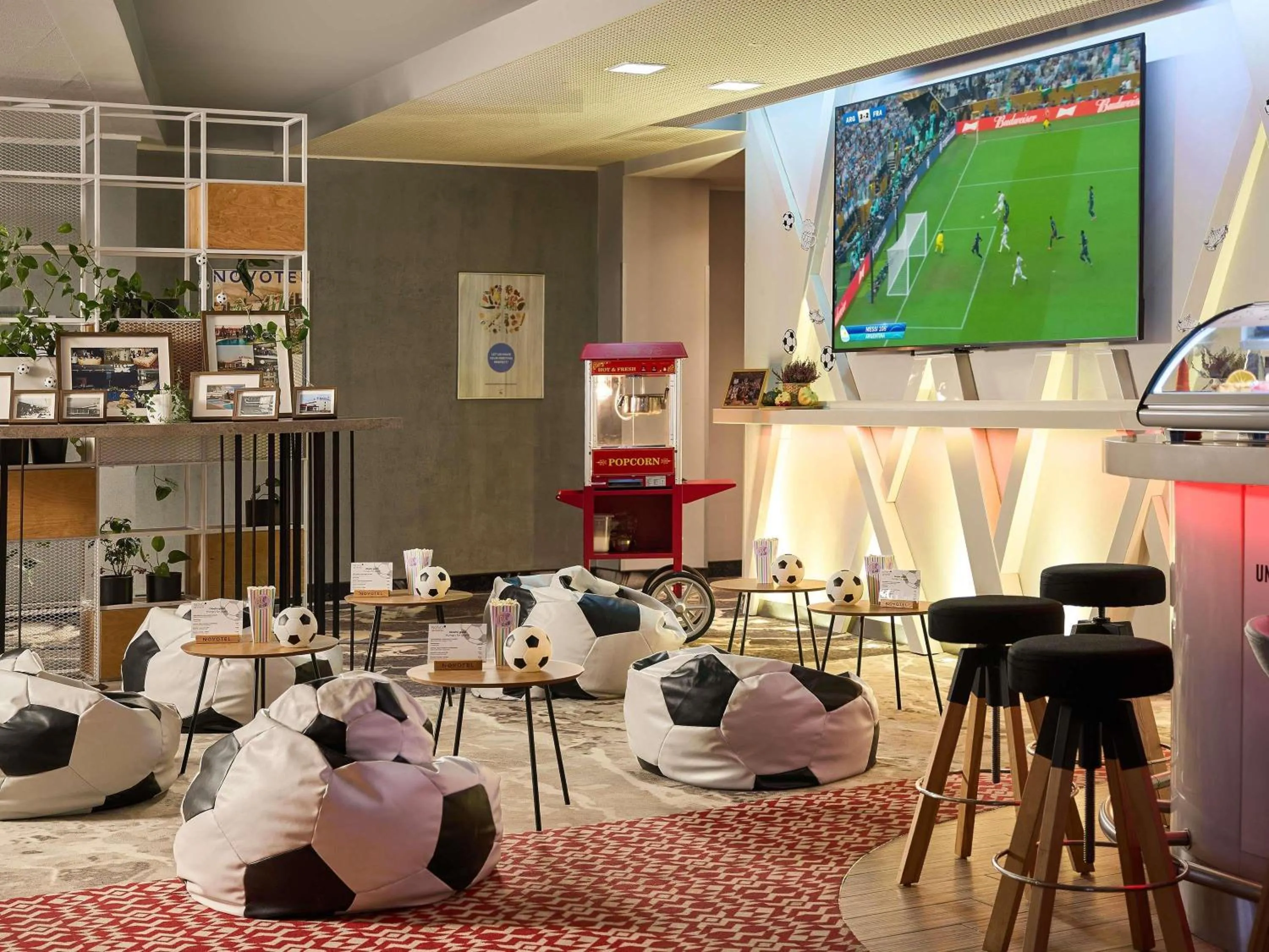 Property building in Novotel Wrocław City