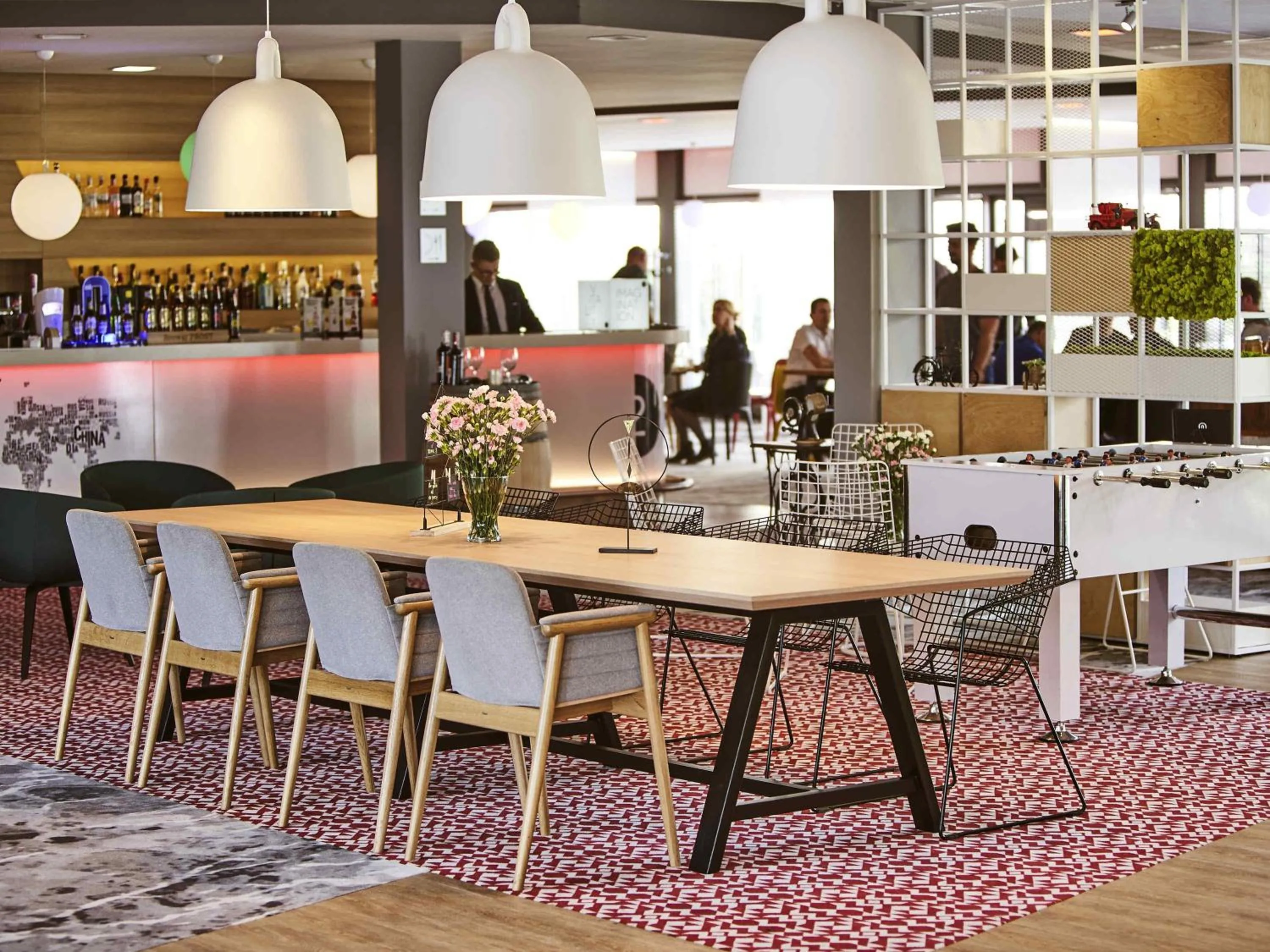 Lounge or bar in Novotel Wrocław City