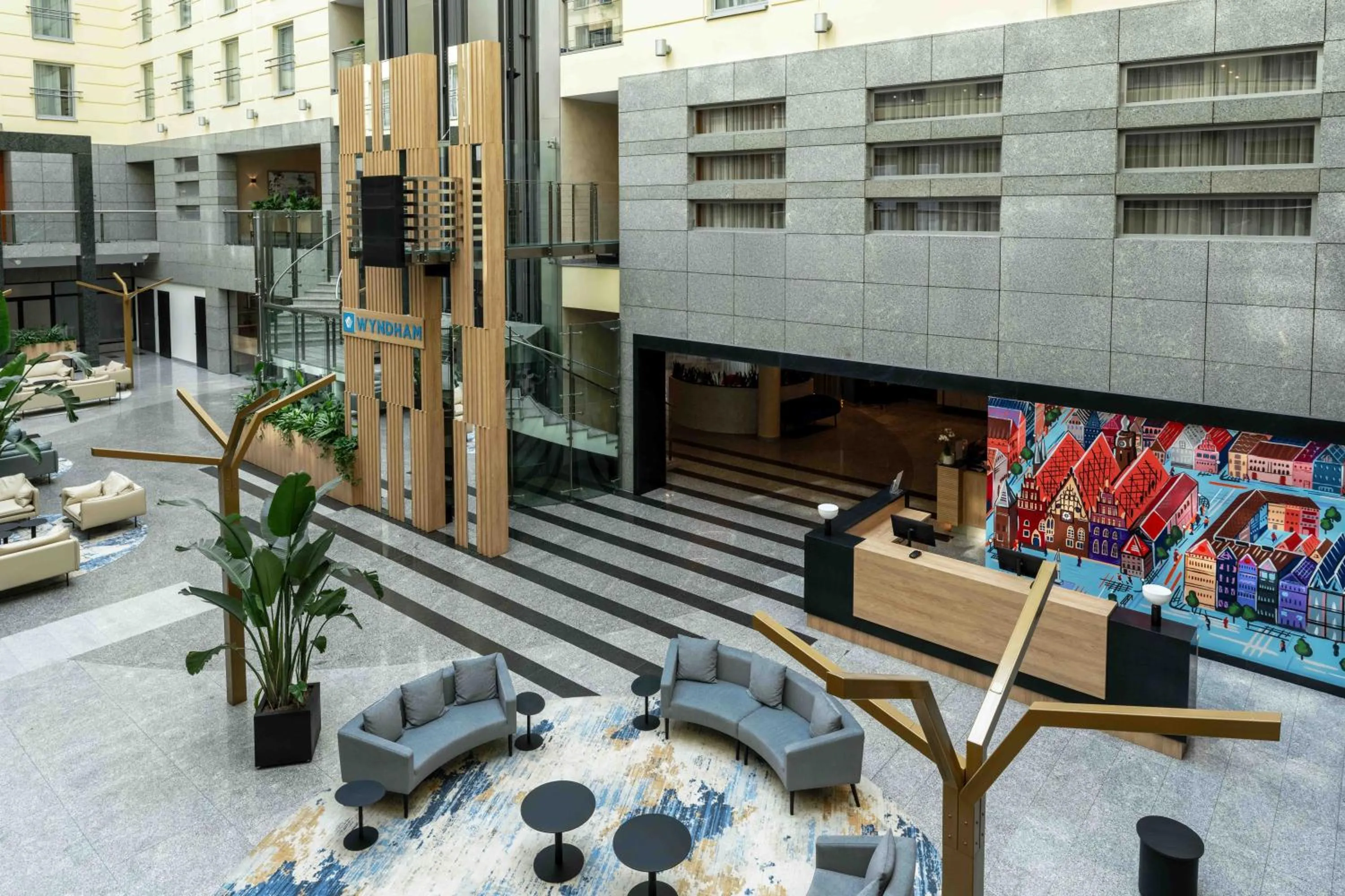 Lobby or reception in Wyndham Wroclaw Old Town