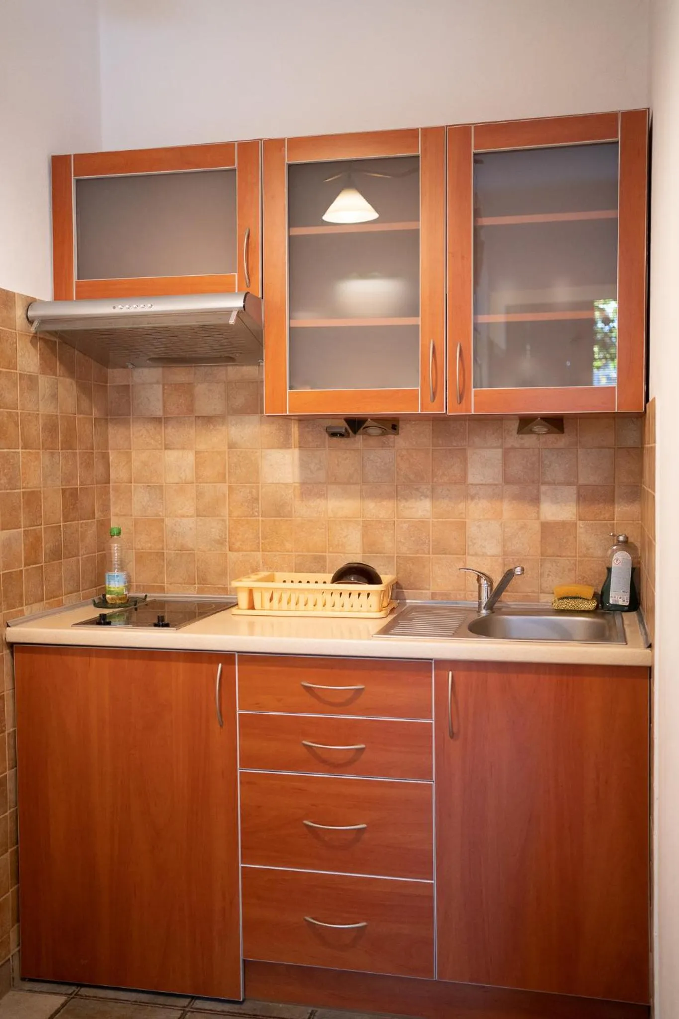 Kitchen or kitchenette in Kolory Guest House