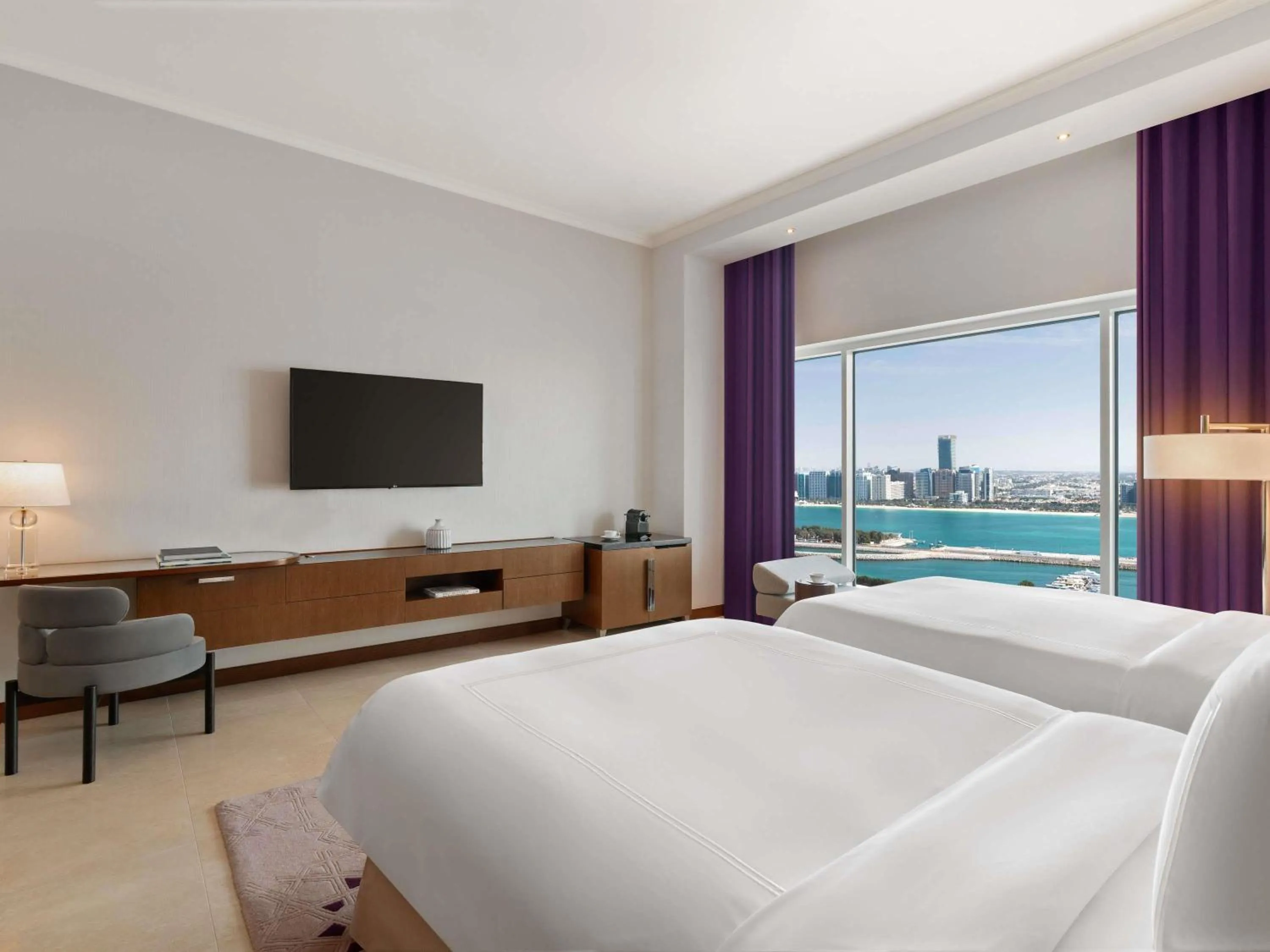 Bedroom, Bed in Rixos Marina Abu Dhabi