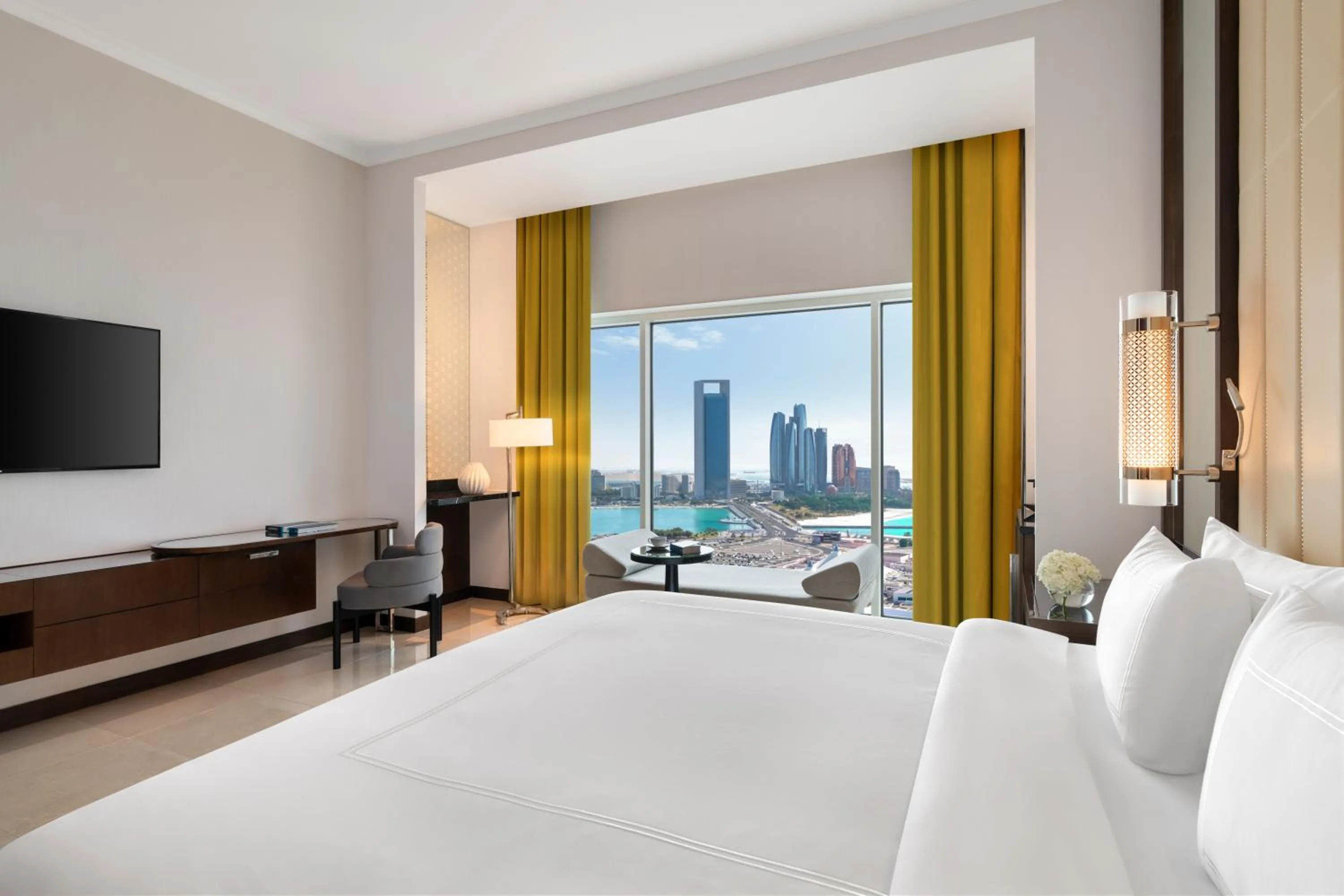 Bedroom, Bed in Rixos Marina Abu Dhabi