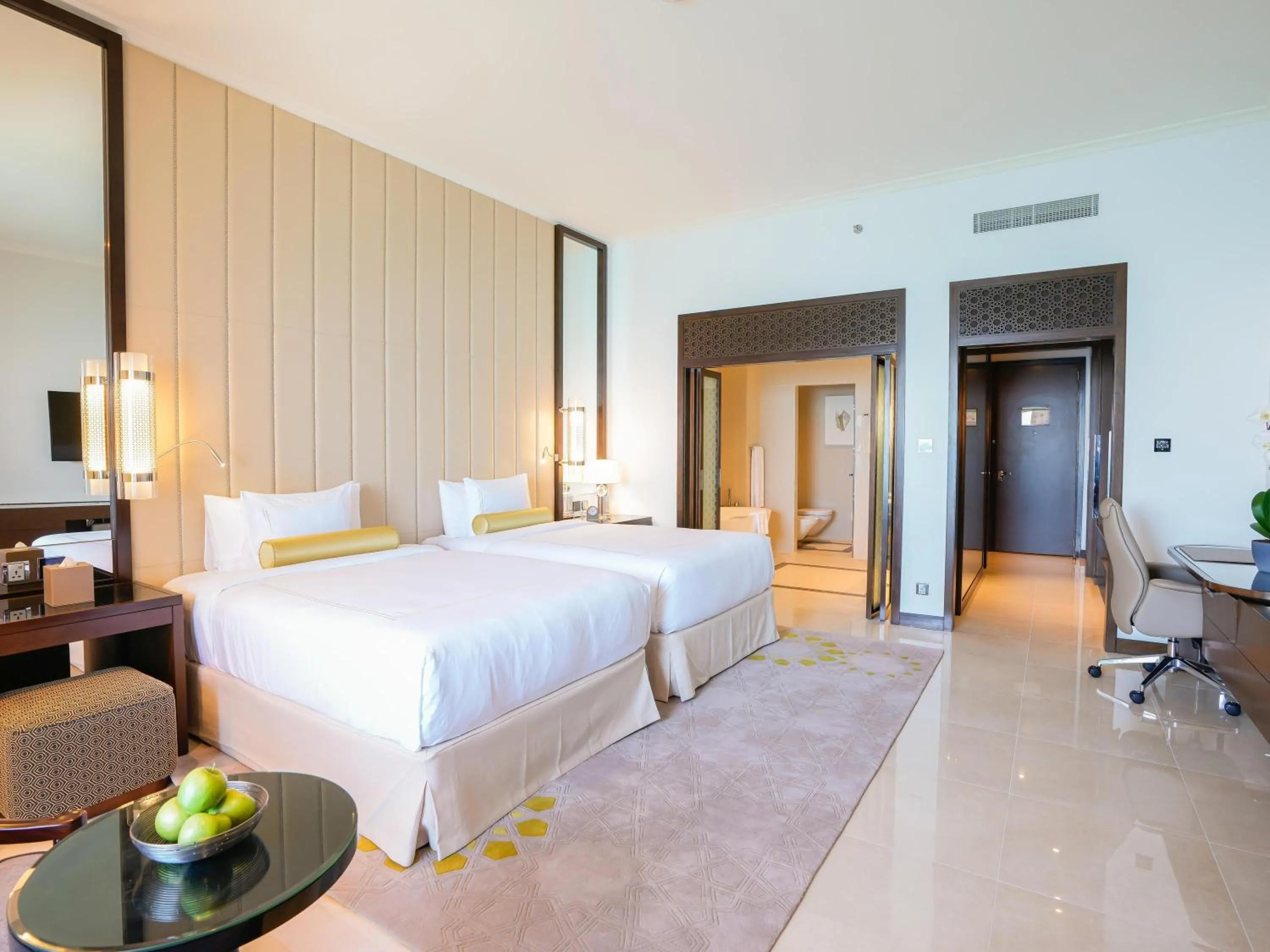 Bedroom, Bed in Rixos Marina Abu Dhabi