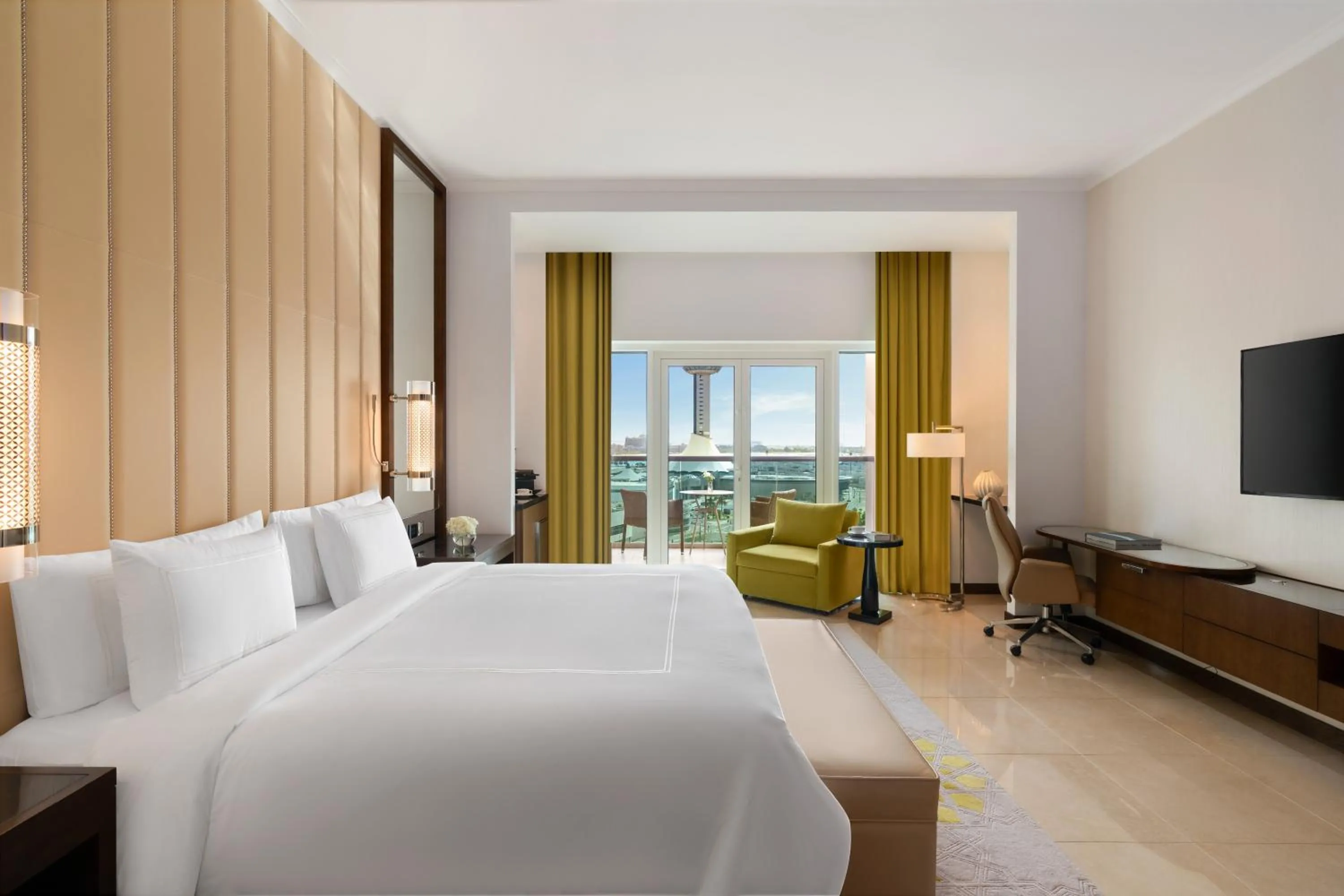 Bedroom, Bed in Rixos Marina Abu Dhabi