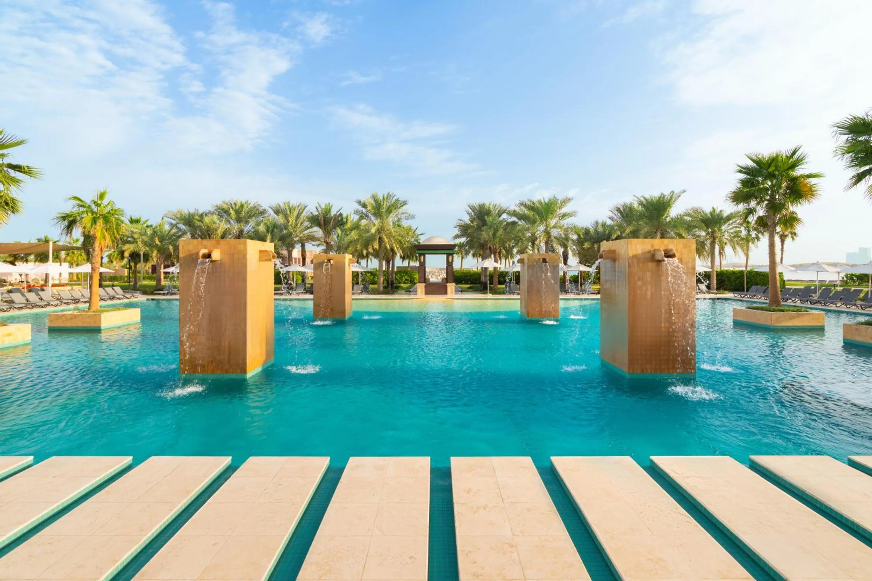 Swimming pool in Rixos Marina Abu Dhabi