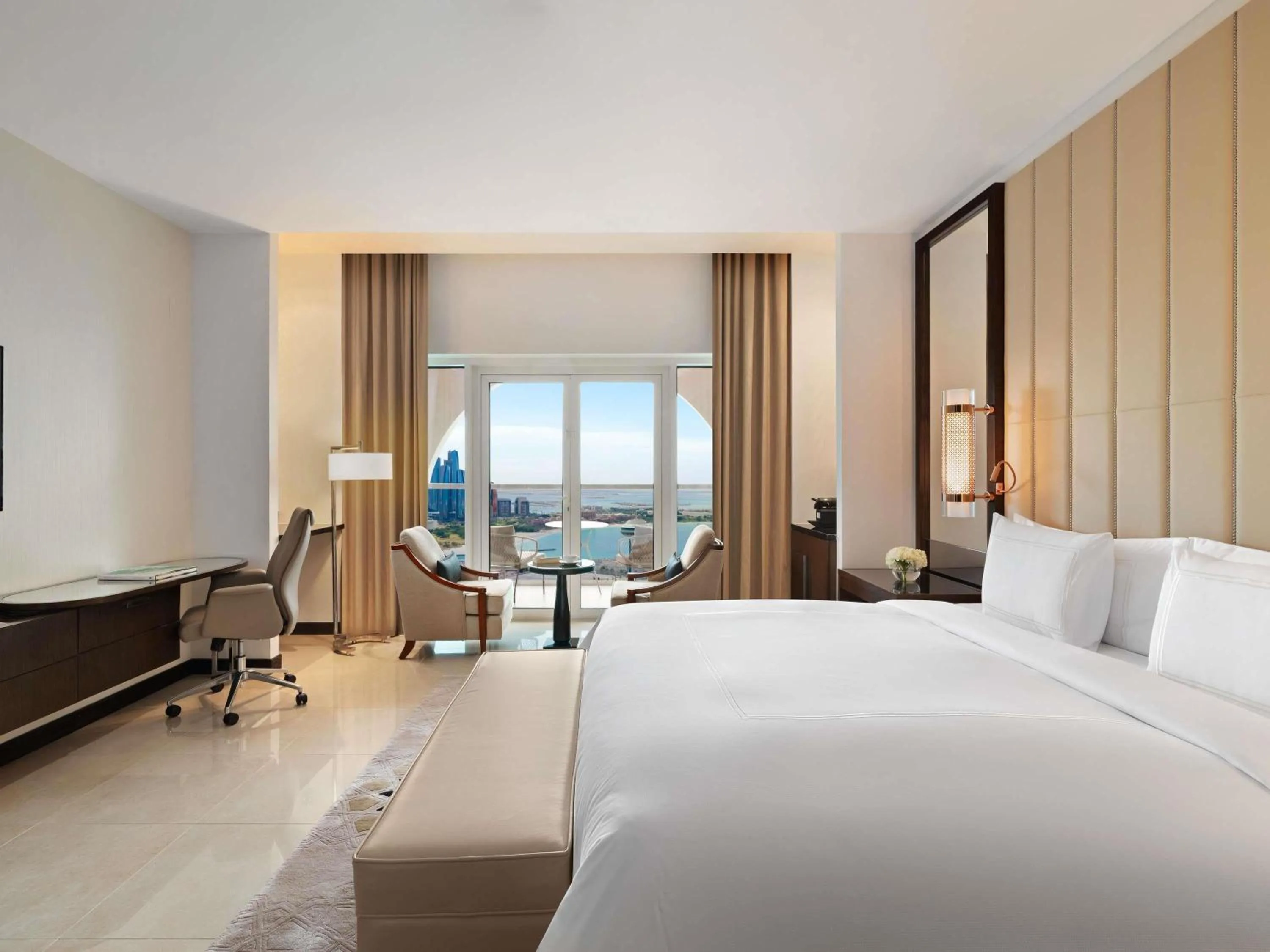 Bedroom, Bed in Rixos Marina Abu Dhabi