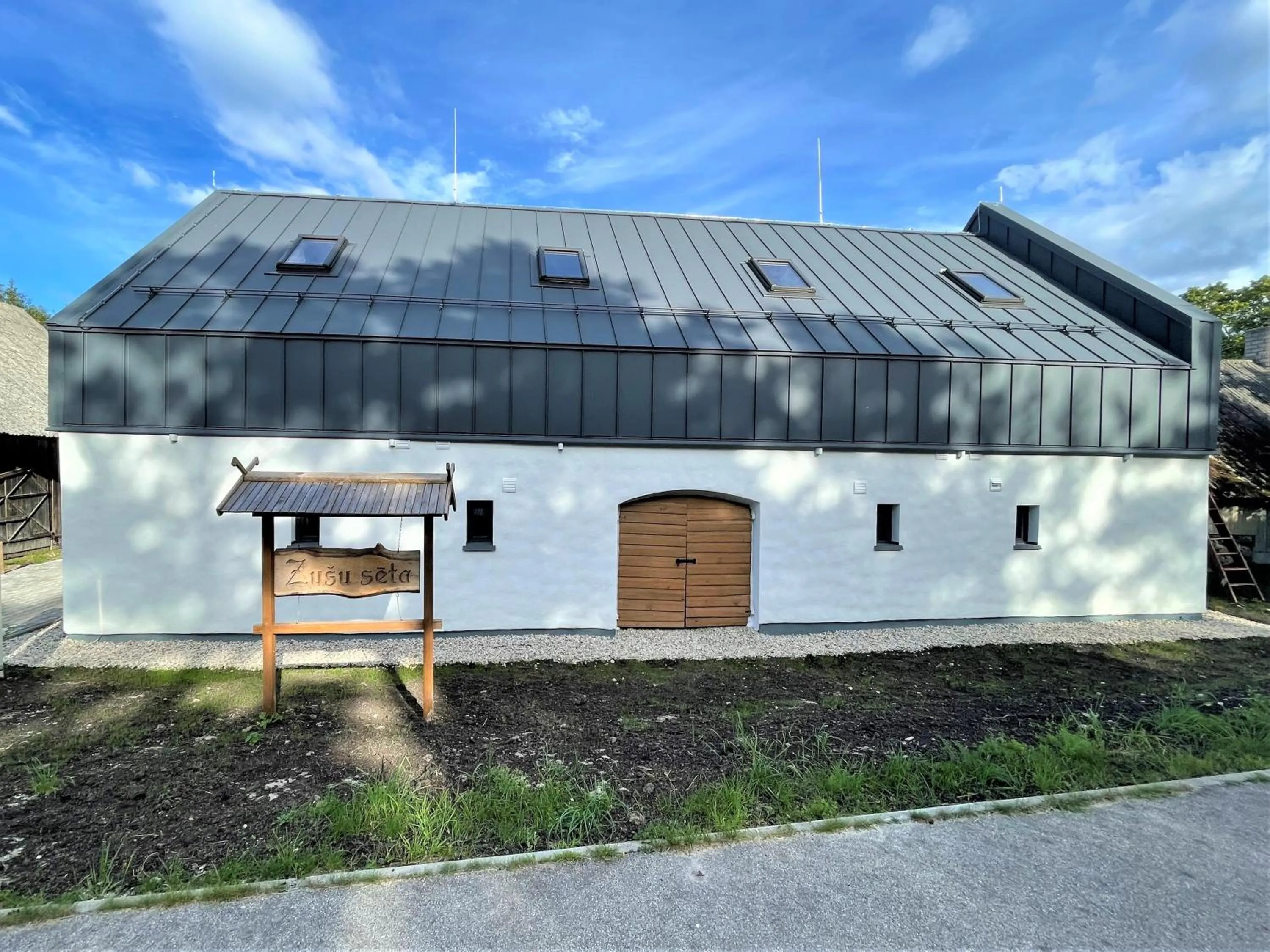 Property building in ZUŠU KLĒTS