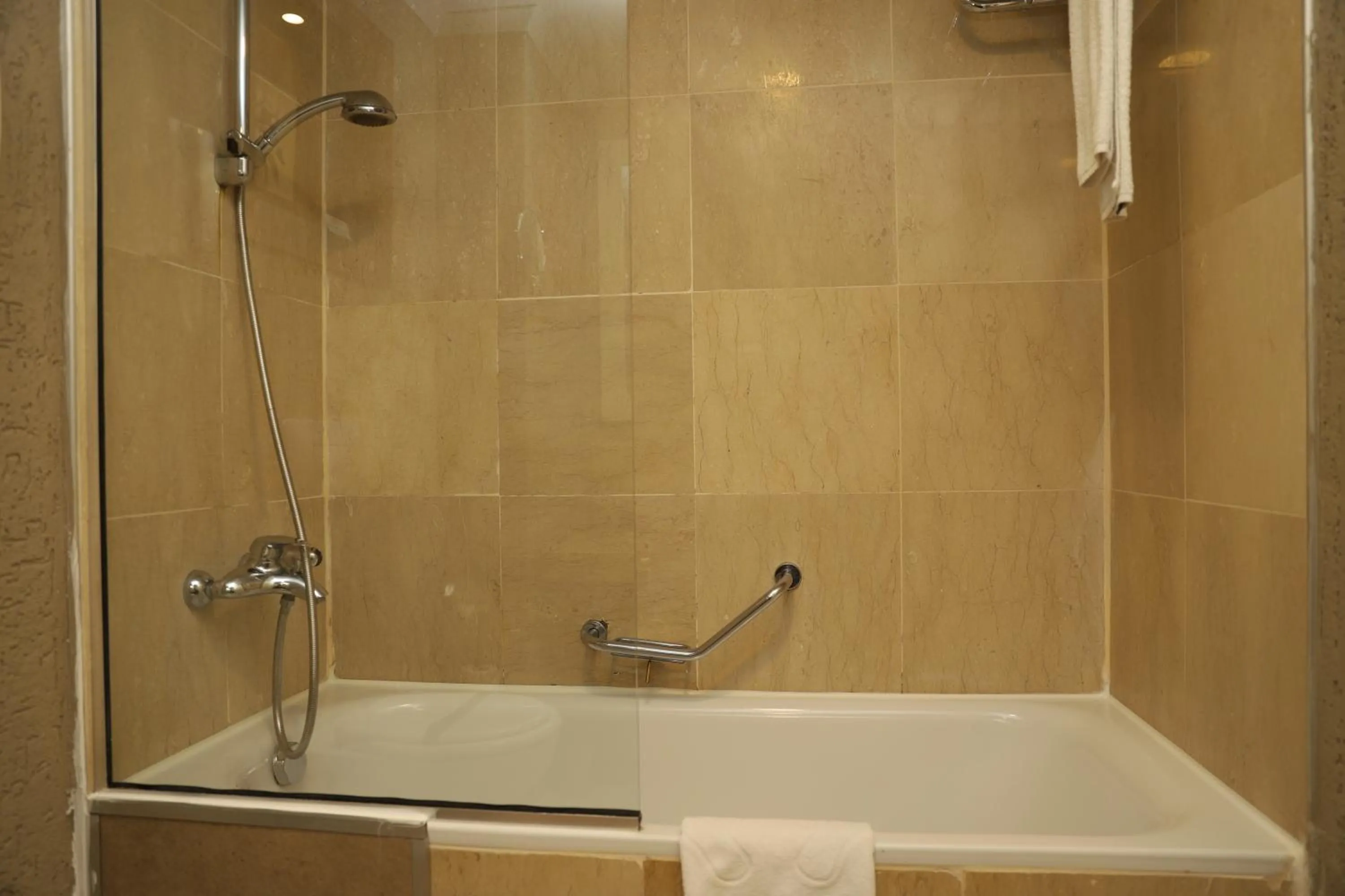 Shower in Meder Resort Hotel - Ultra All Inclusive