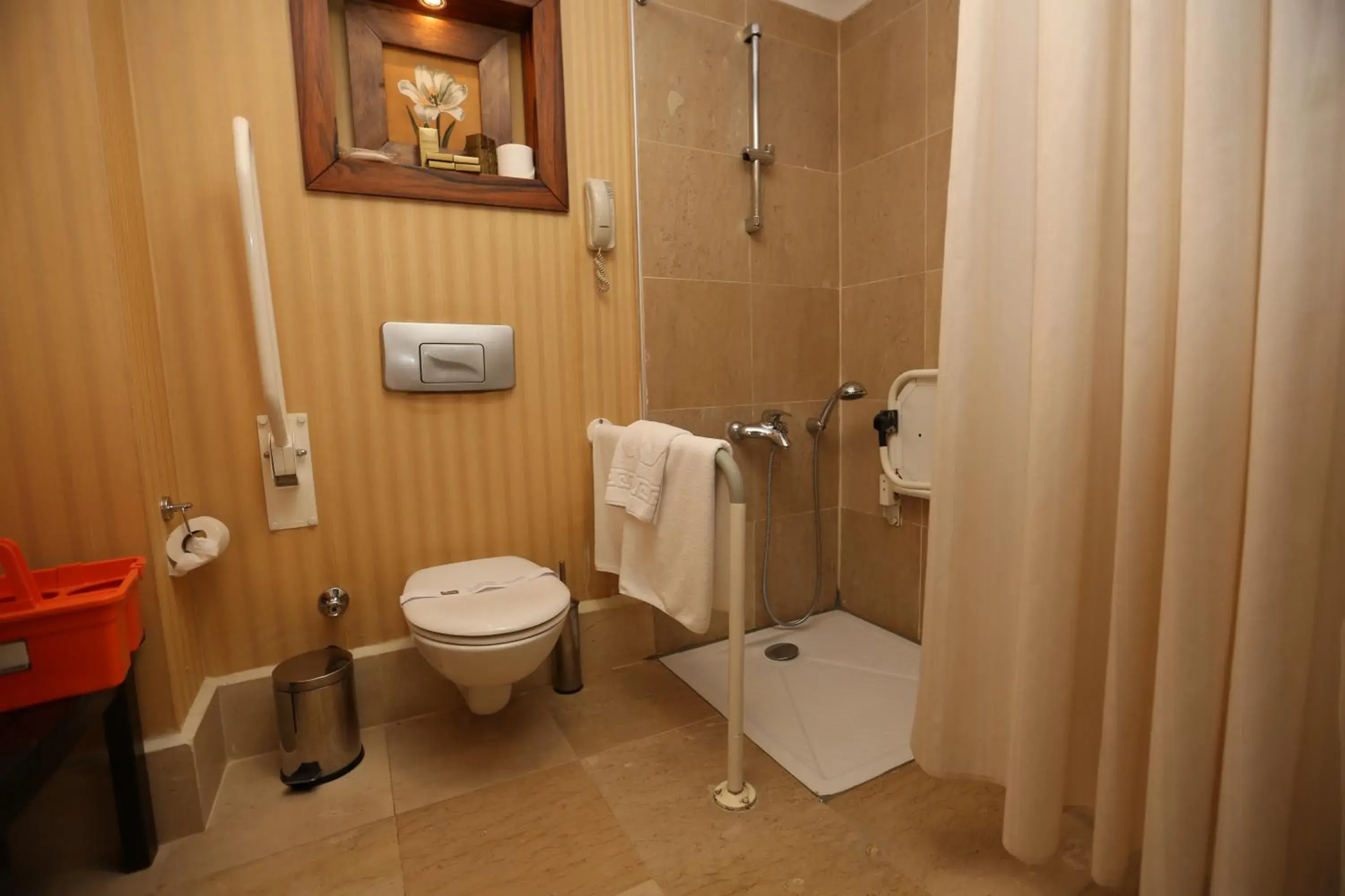 Shower, Bathroom in Meder Resort Hotel - Ultra All Inclusive
